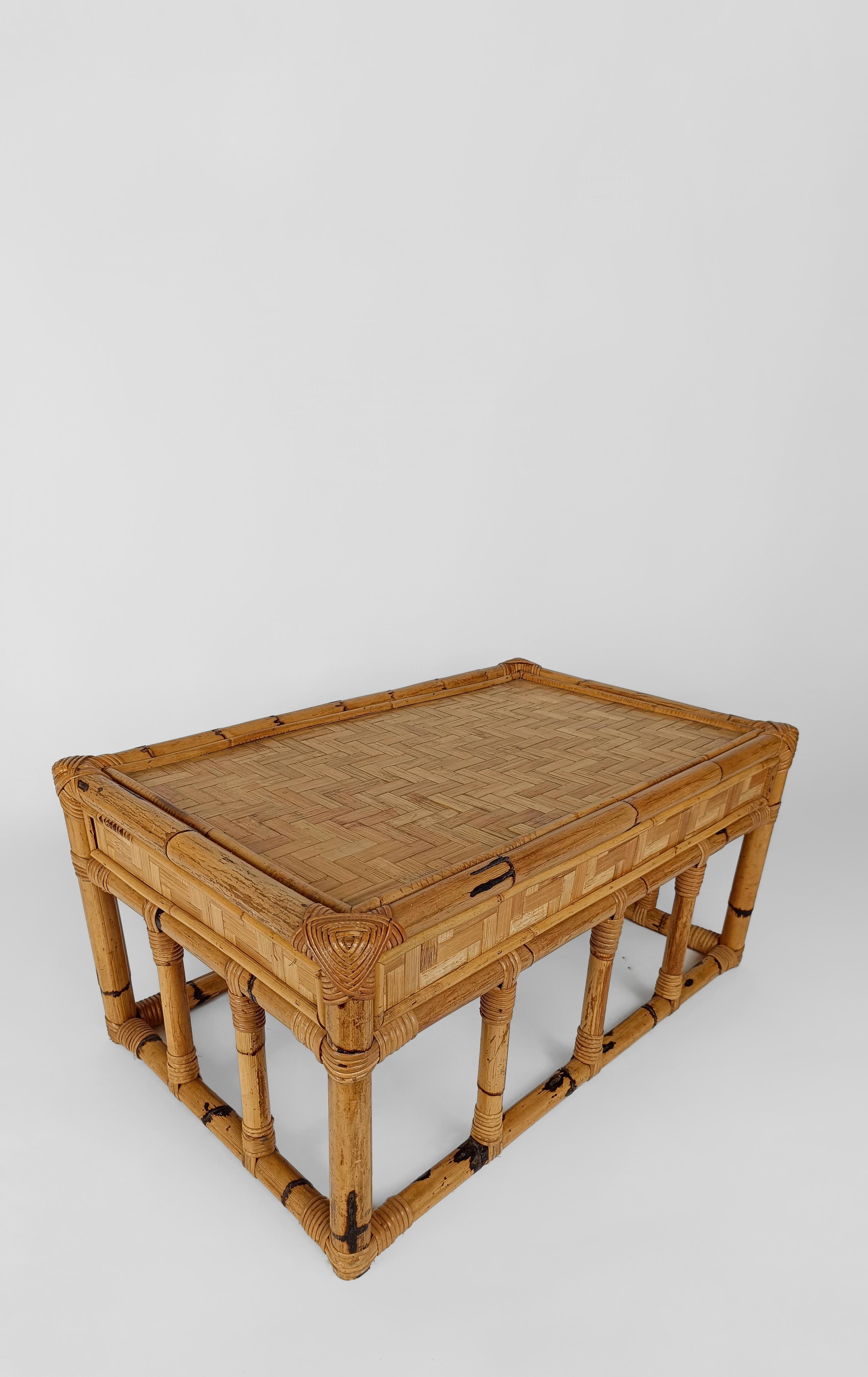 Italian 1970s Coffe Table in Bamboo and Rattan in the style of Vivai del Sud  For Sale 7