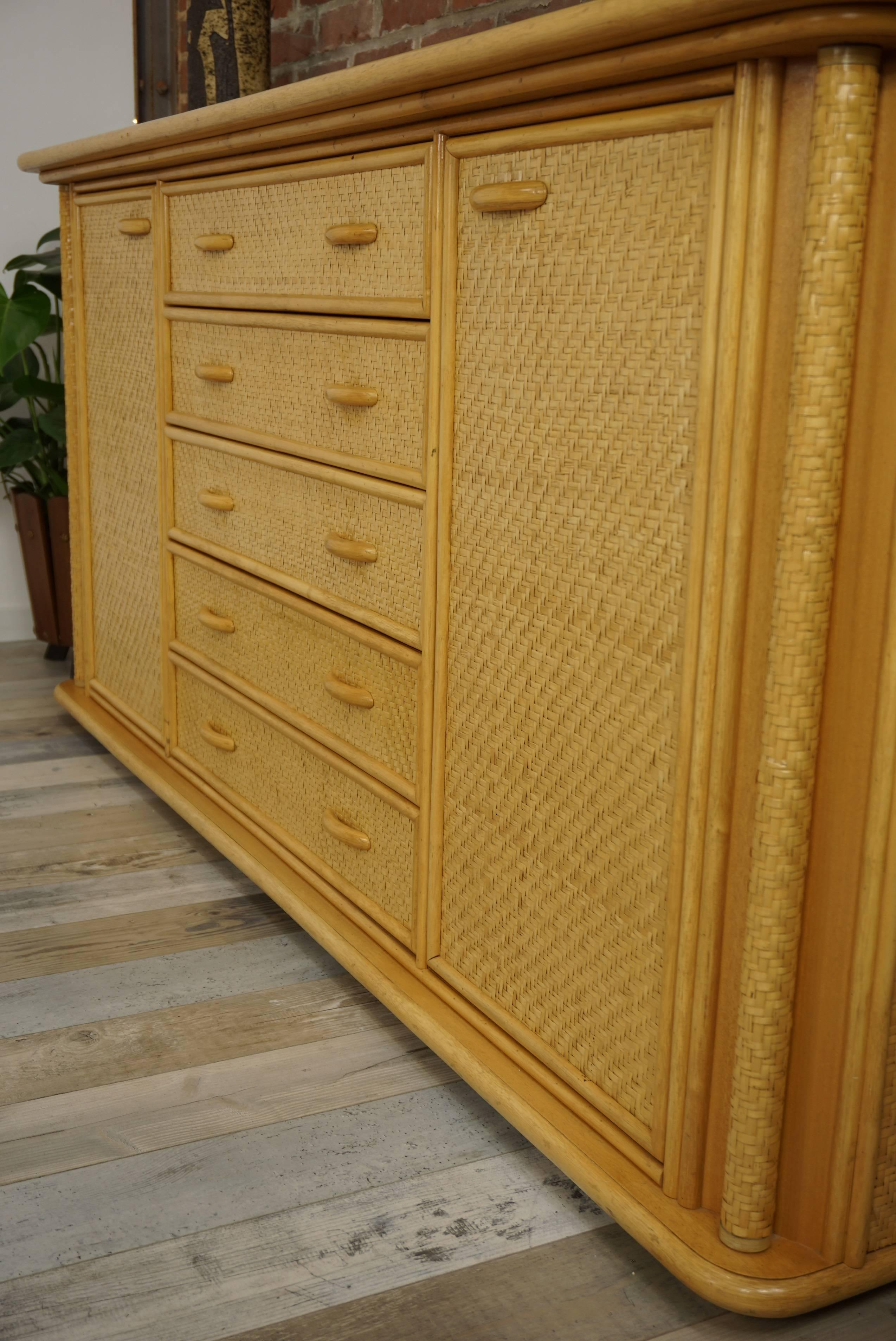 Italian 1970s Design Braided Rattan and Wooden Sideboard 4