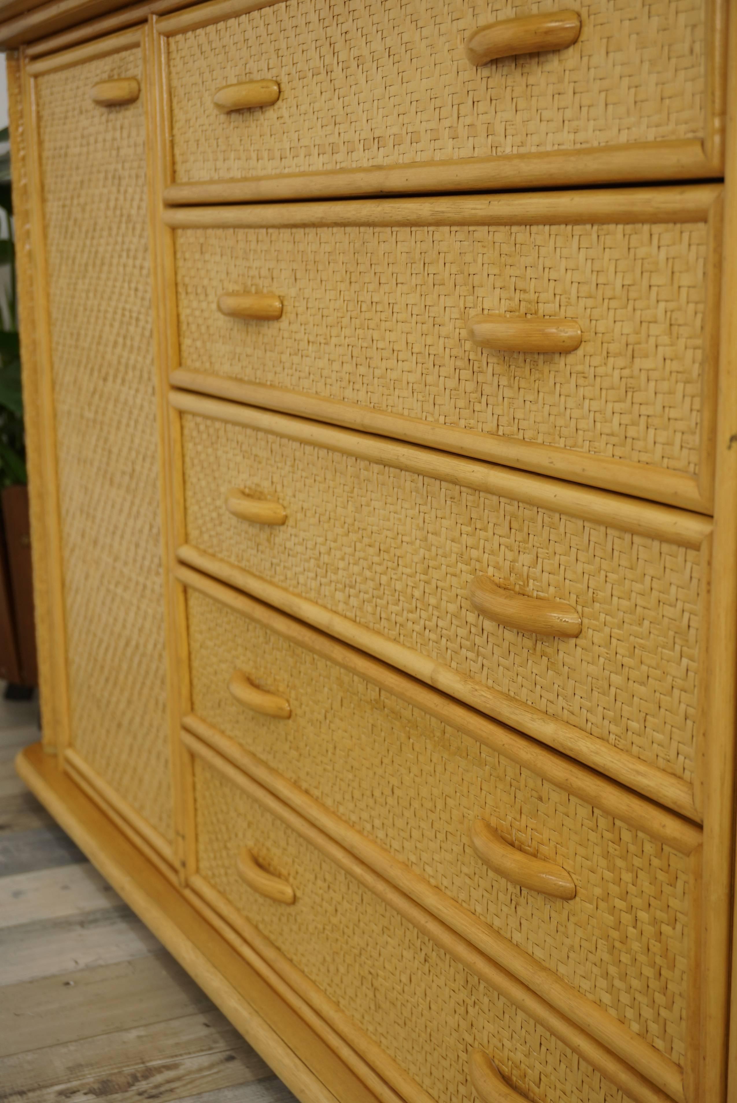 Italian 1970s Design Braided Rattan and Wooden Sideboard 7