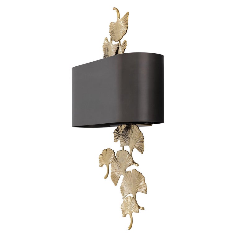Contemporary Italian 1970s Design Style and Organic Look Brass Wall Light For Sale