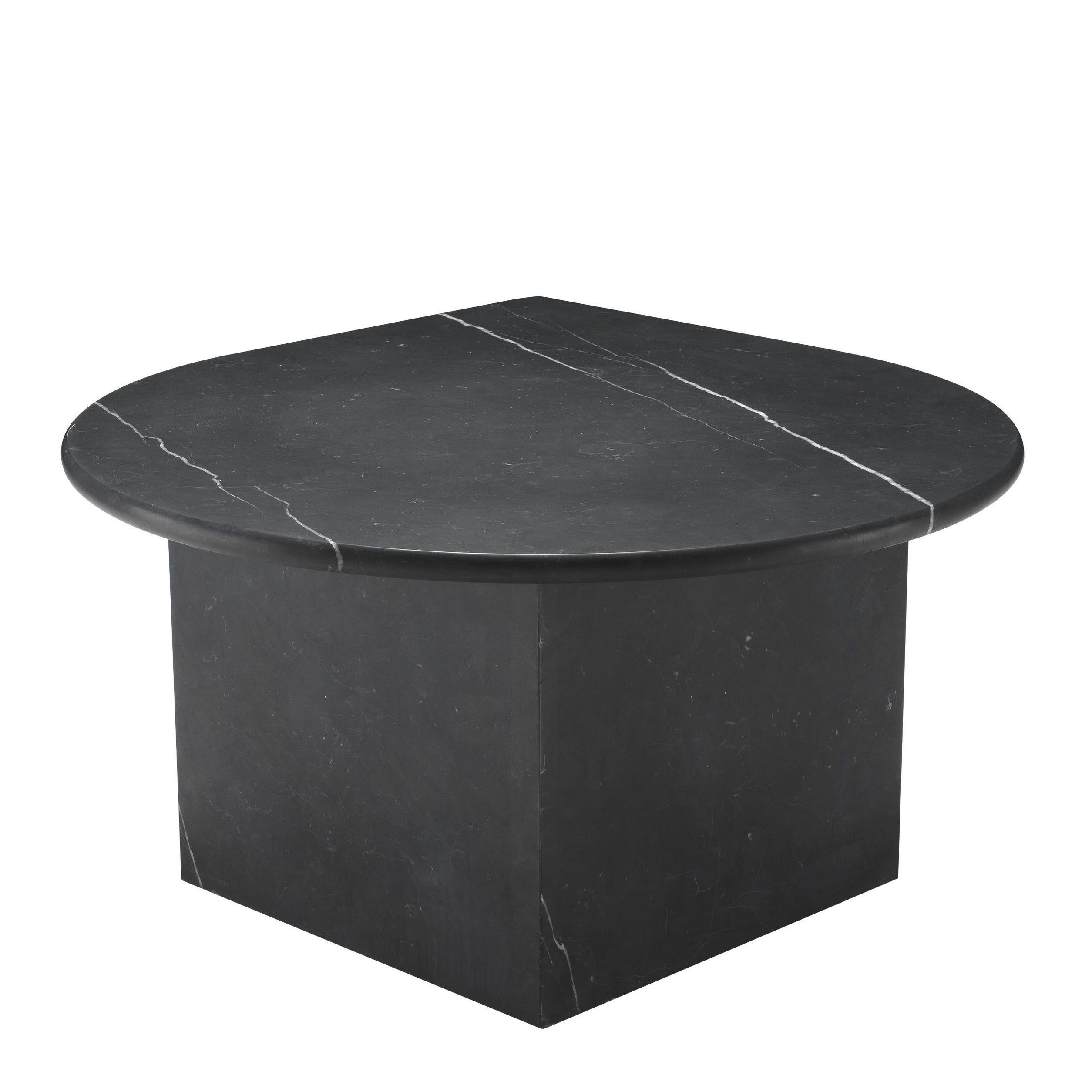 Inconnu Ensemble de trois tables basses gigognes en marbre noir, style design italien des années 1970 en vente