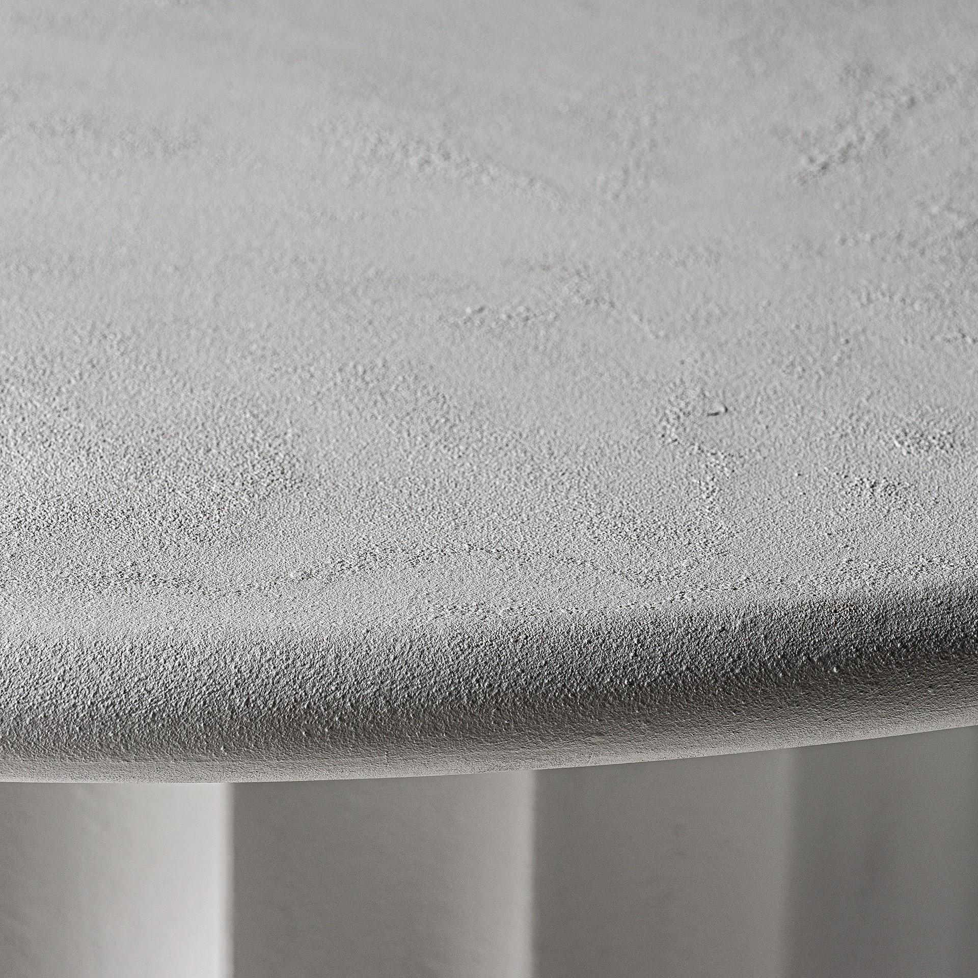 Mid-Century Modern Italian 1970s Design Style White Concrete Pedestal Table For Sale