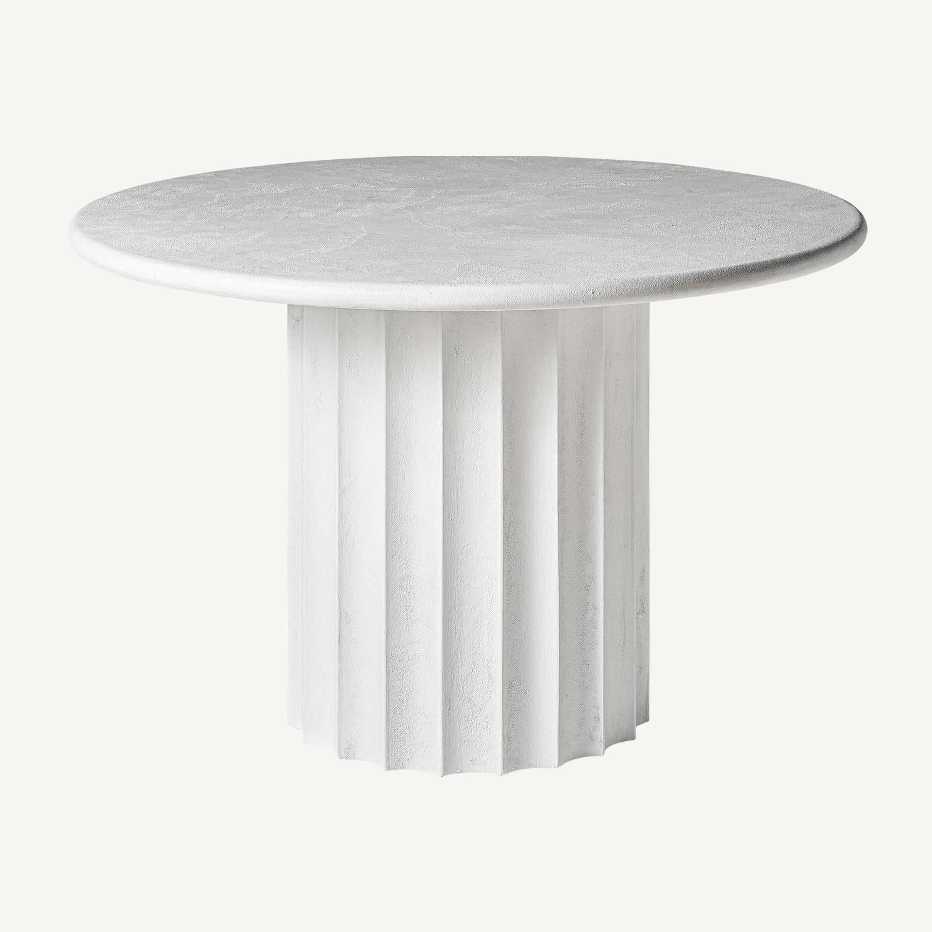 Italian 1970s Design Style White Concrete Pedestal Table In New Condition For Sale In Tourcoing, FR