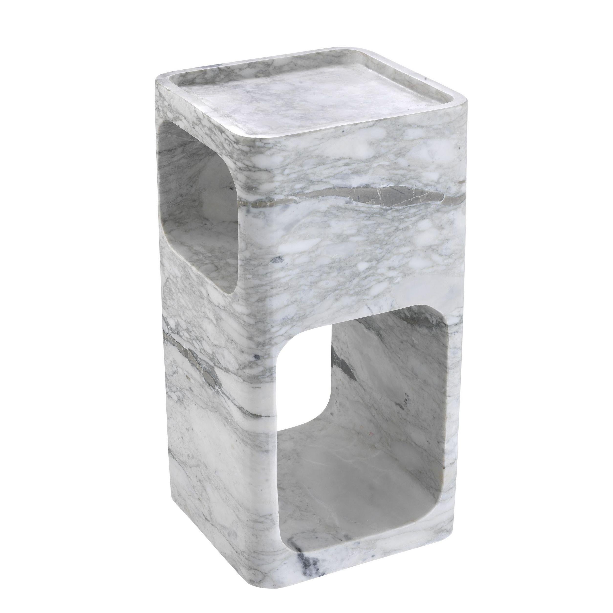 Italian 1970s Design Style White Marble Square Side Table For Sale 2