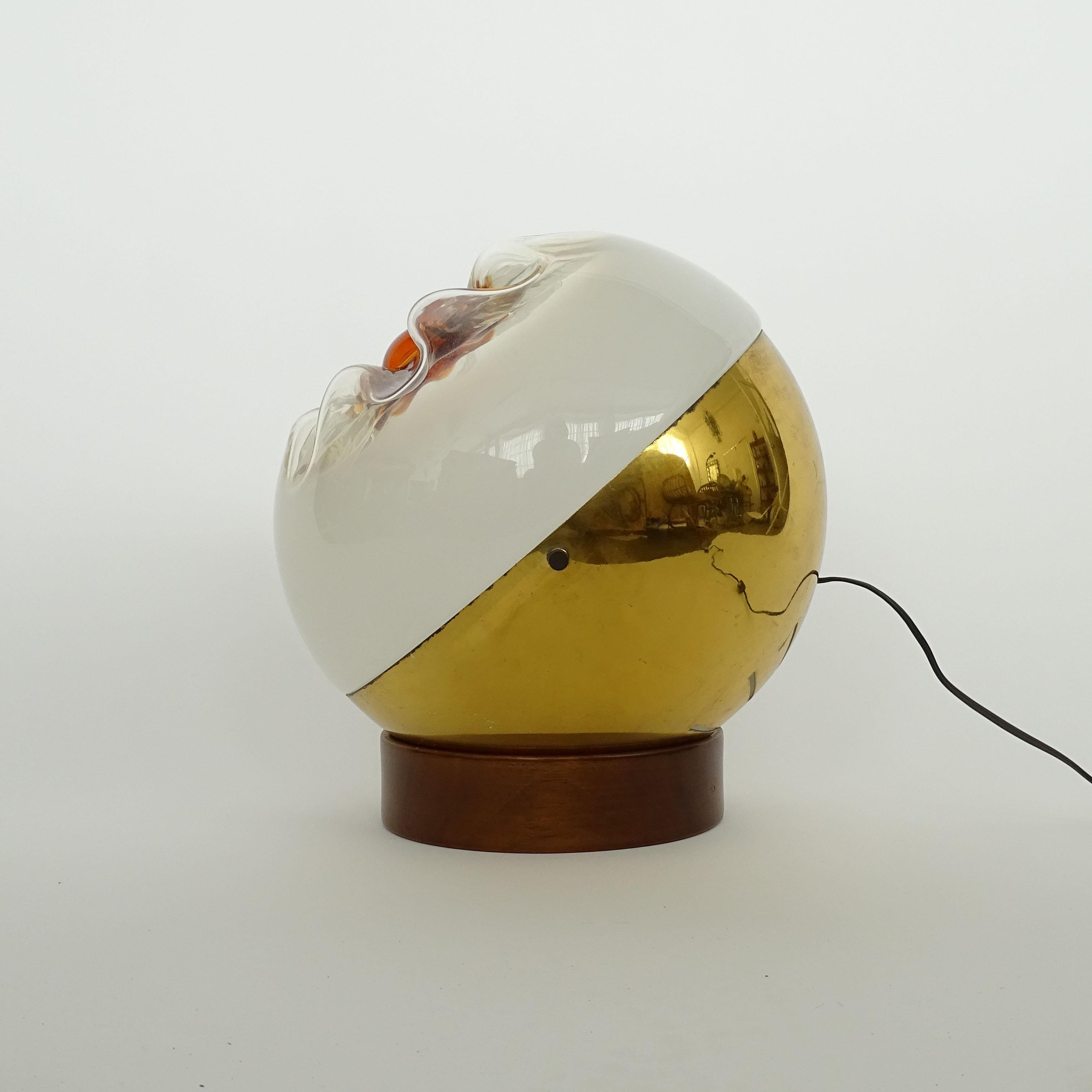 Mid-Century Modern Italian 1970s Floral table lamp in Murano glass For Sale