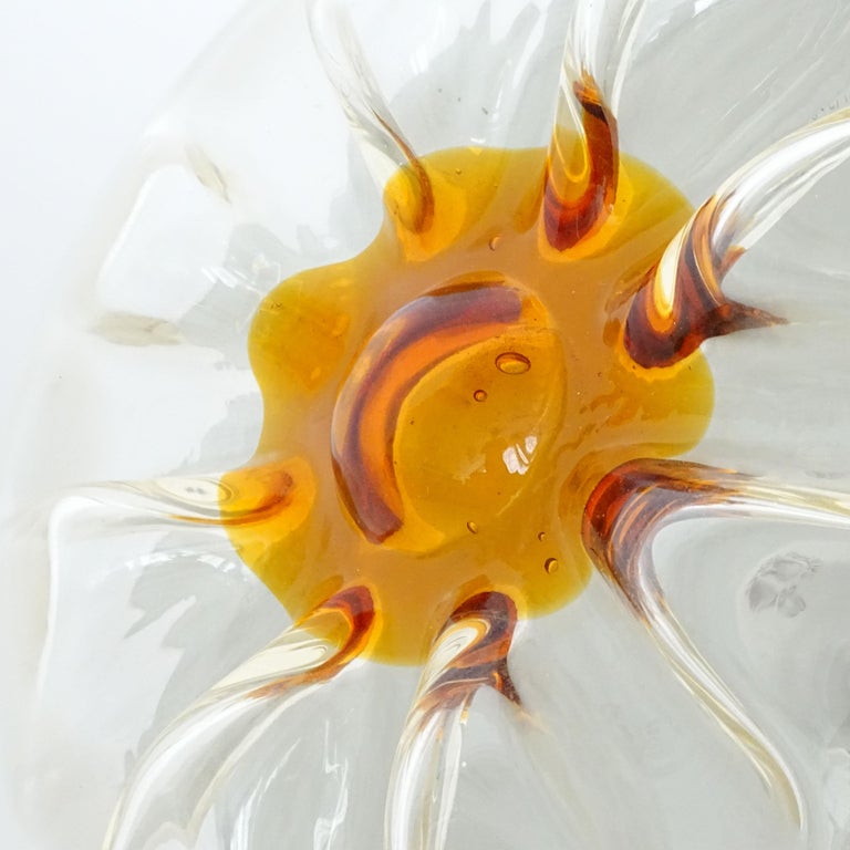 Italian 1970s Floral table lamp in Murano glass For Sale at 1stDibs