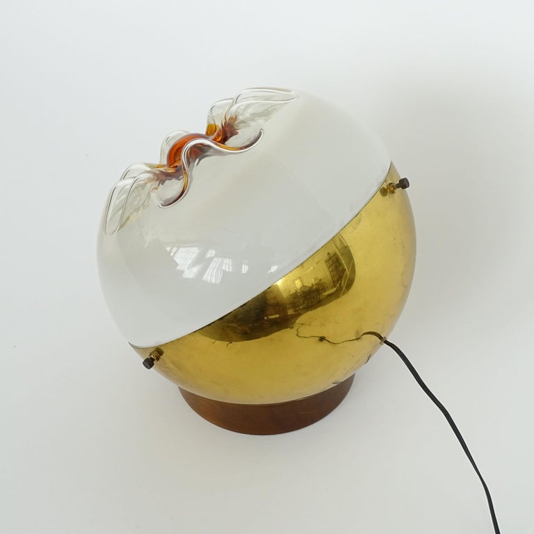 Italian 1970s Floral table lamp in Murano glass For Sale at 1stDibs