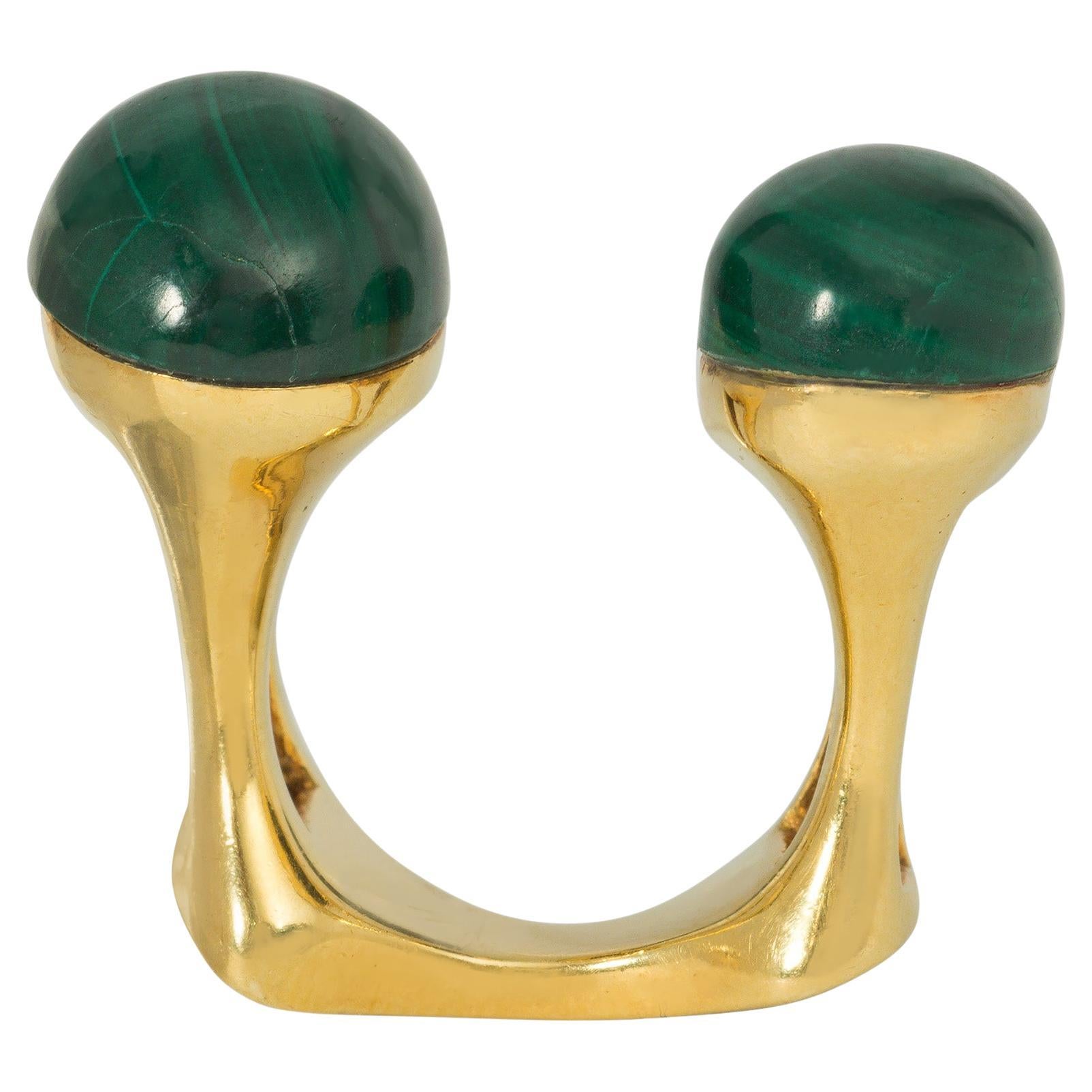 Italian 1970s Gold and Cabochon Malachite Between the Finger Ring