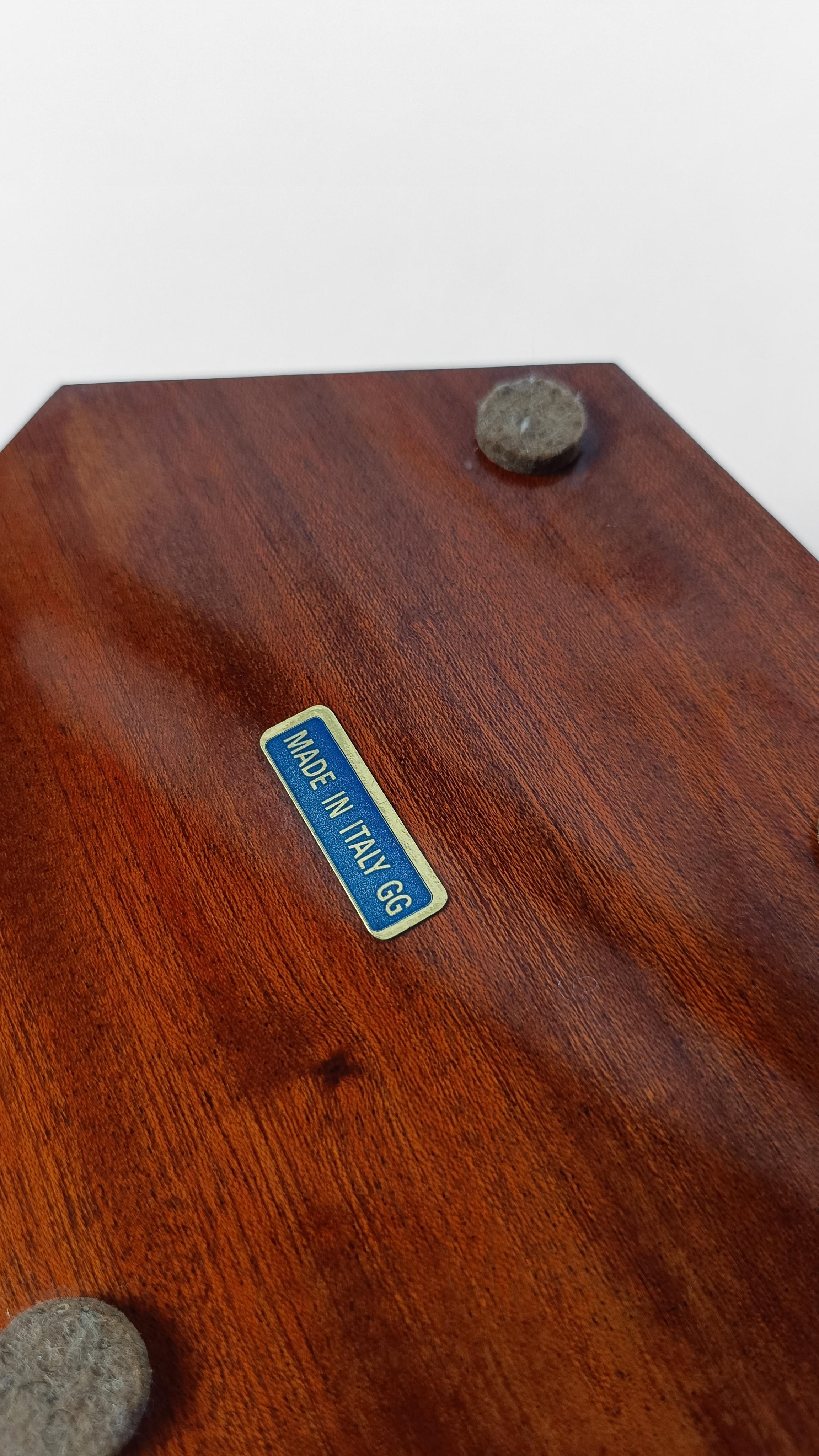 Italian 1970s Hexagonal Trinket Box in Burl-Veneered Wood im Angebot 12