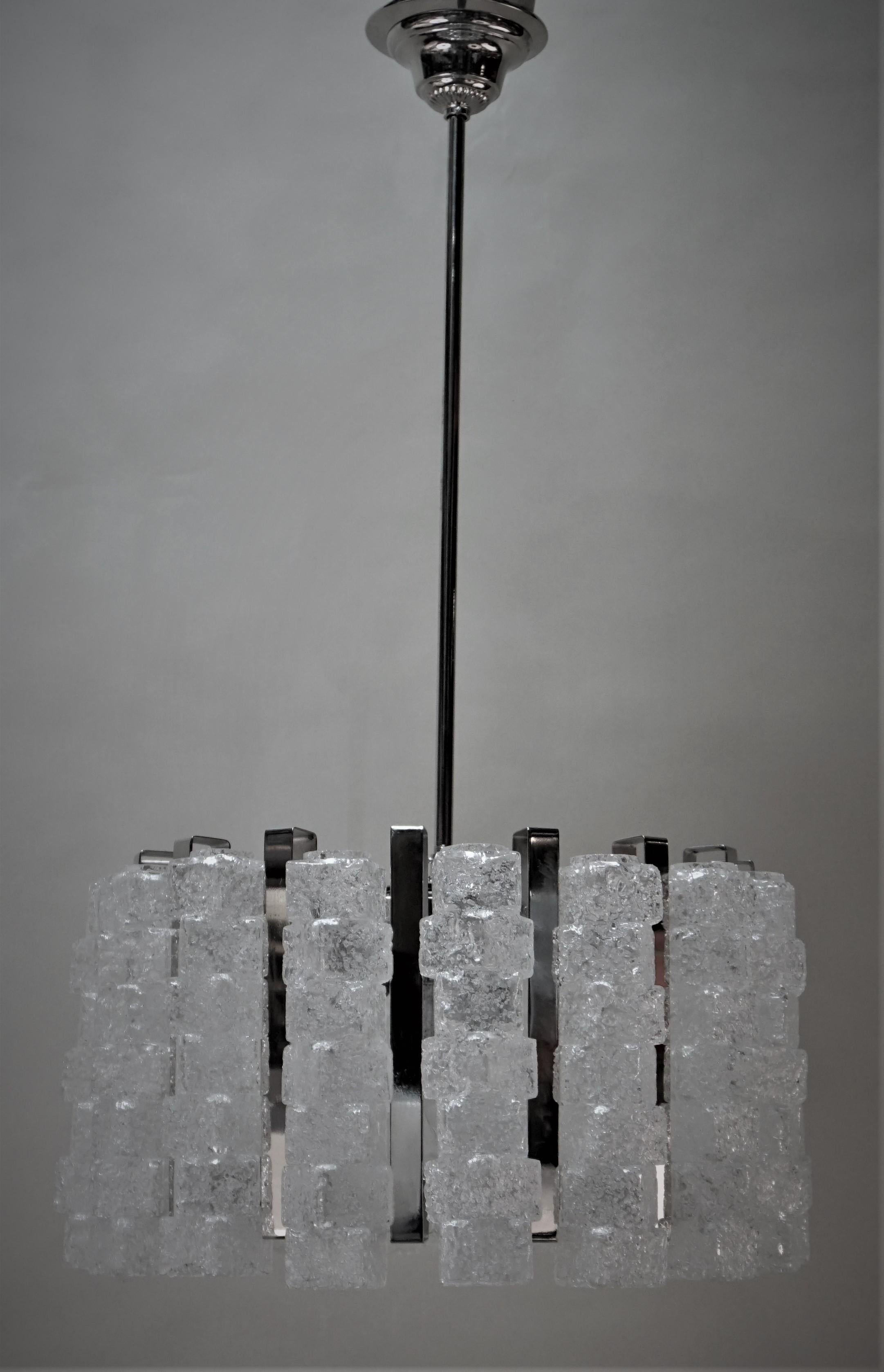 Italian 1970s Ice Cube Glass Chandelier by Mazzega 4