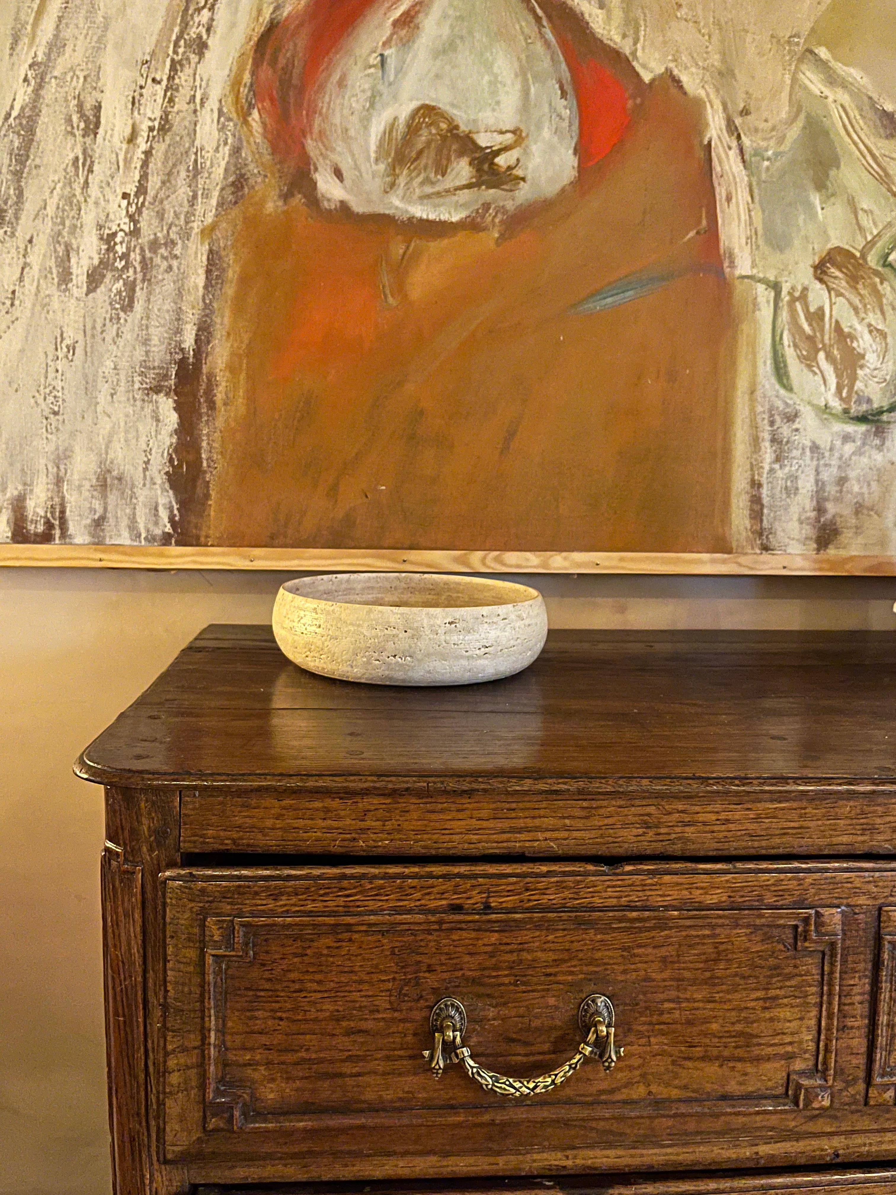 20th Century Italian 1970’s large unfilled travertine bowl by Ducci For Sale