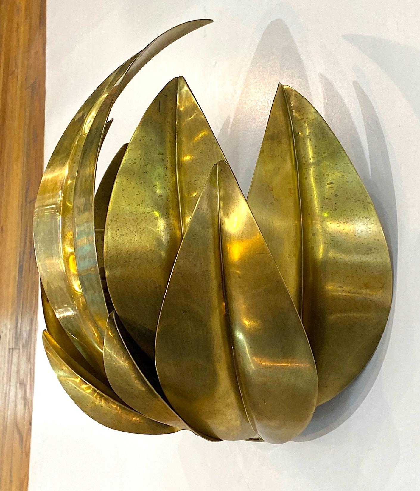 Italian 1970s Leaf Cluster Sconce in the Manner of Tommaso Barbi 1