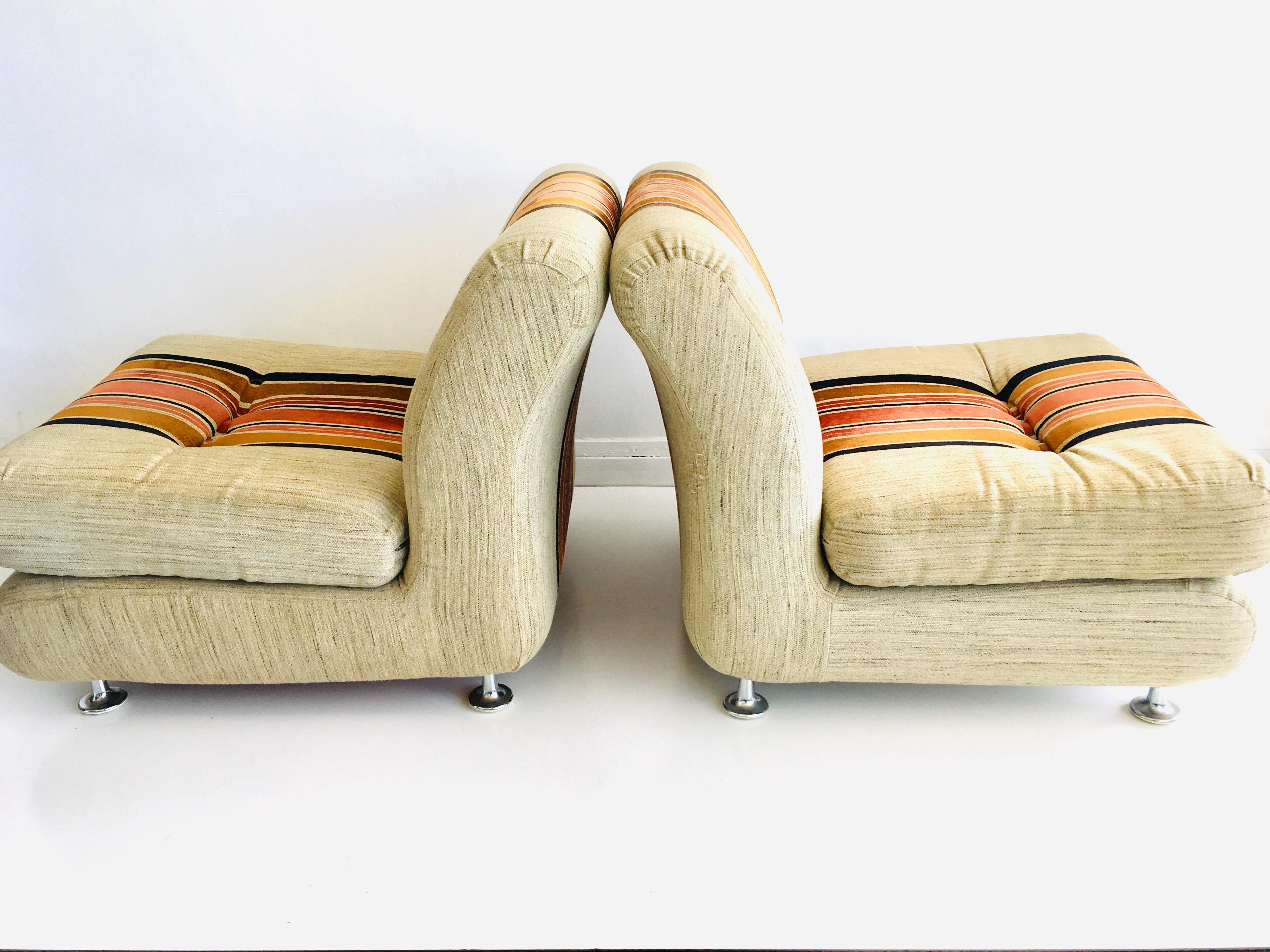Australian Italian 1970s Lowline Lounge Pair of Lounge Chairs For Sale