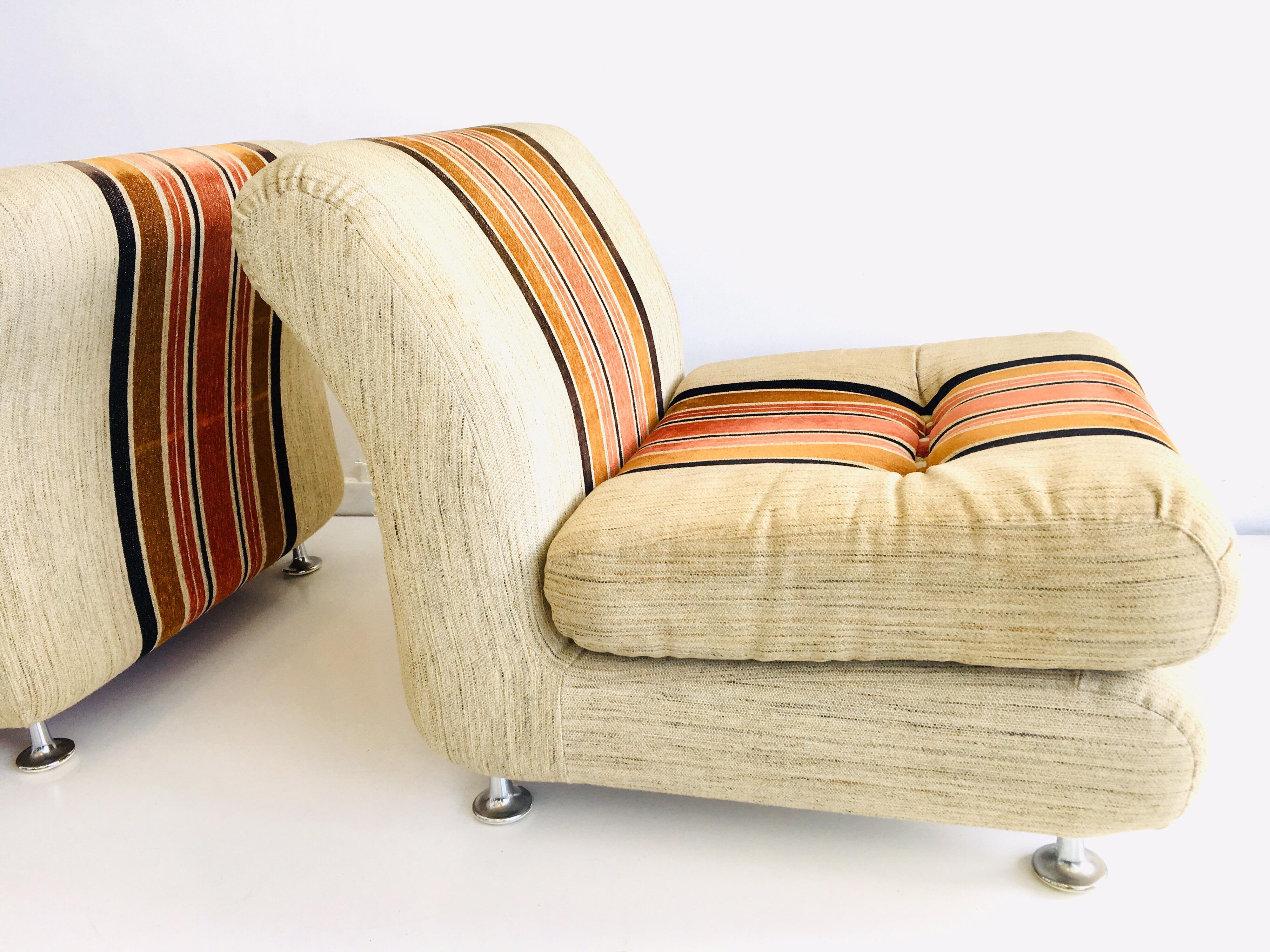 Italian 1970s Lowline Lounge Pair of Lounge Chairs For Sale 2