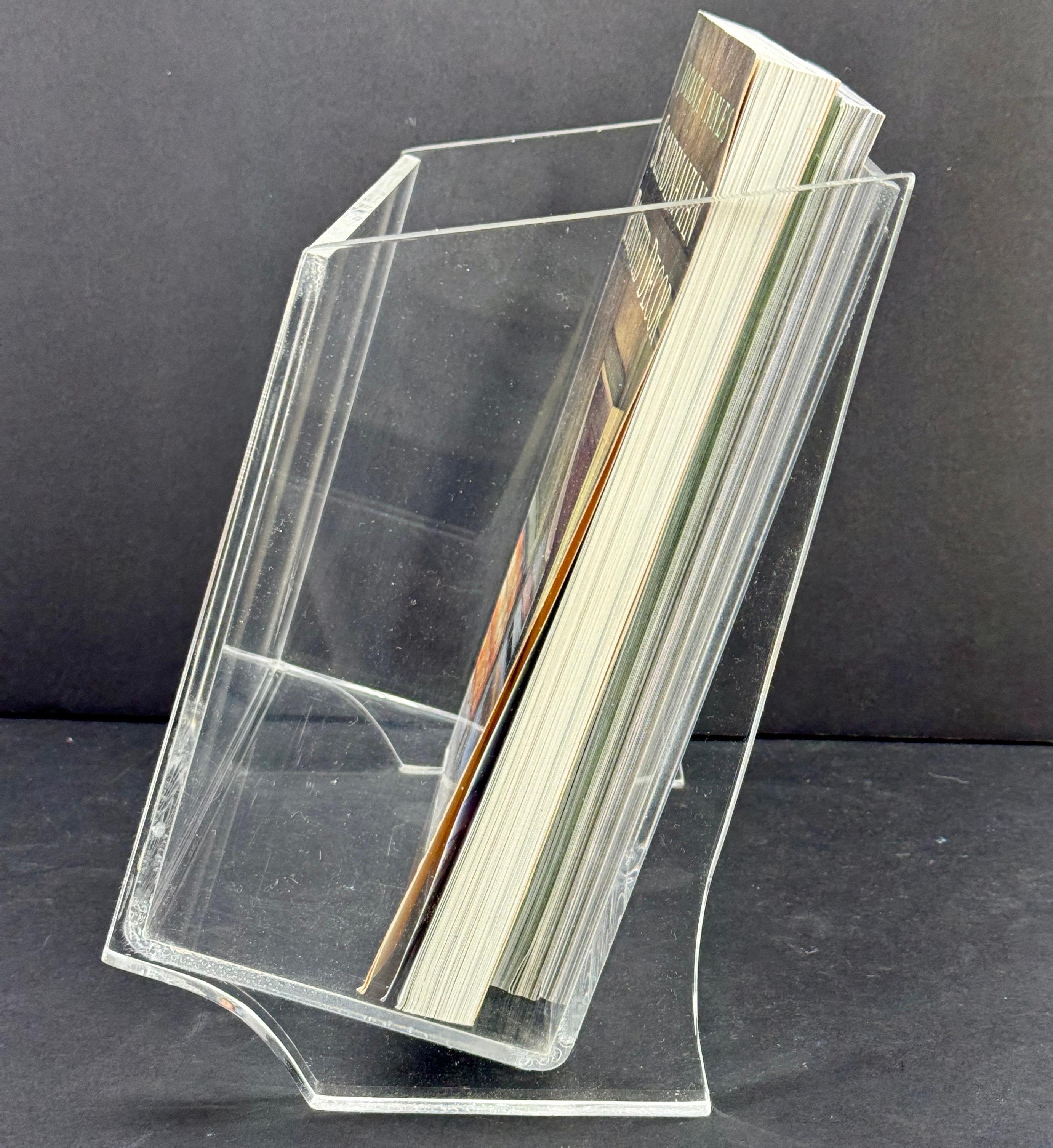 Italian 1970's MCM Magazine Rack in Thick Lucite For Sale 1