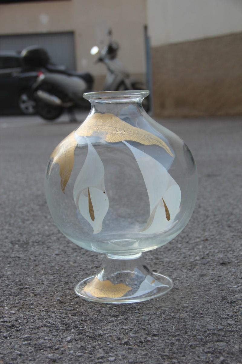 Italienische Vase aus Muranoglas aus den 1970er Jahren, transparentes Glas mit Calle-Blättern und Blumen verziert