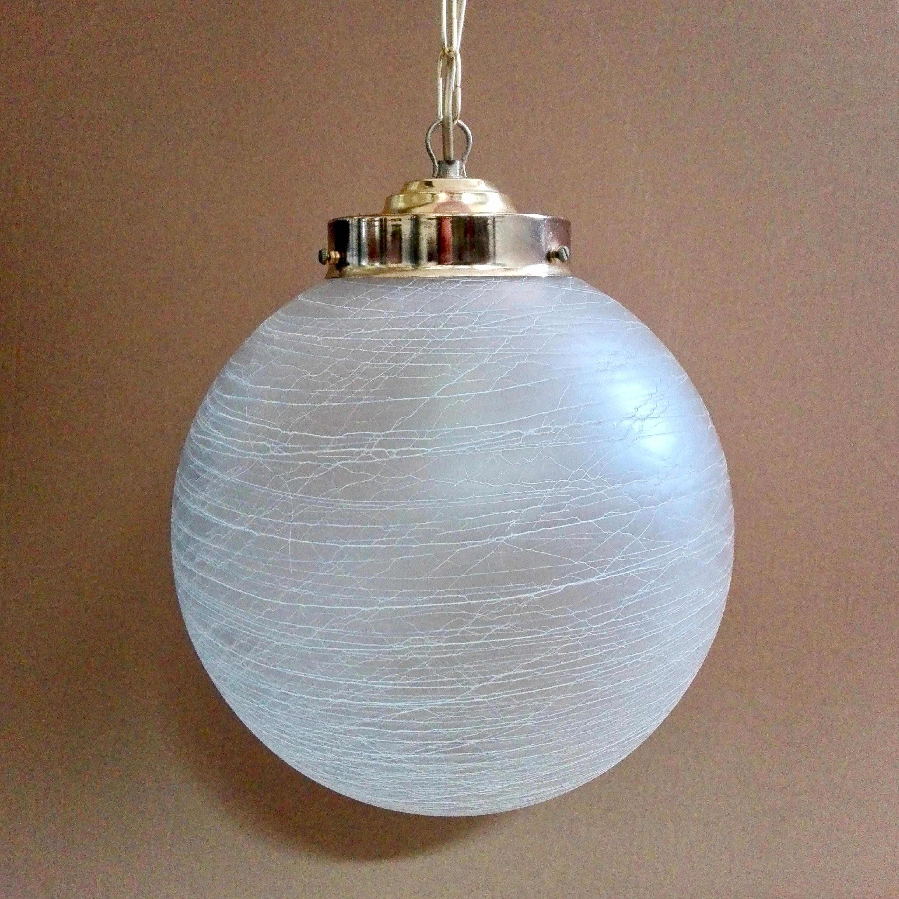 Mid-Century Modern Italian 1970s Murano hand-blown glass and gilded metal frame pendant lamp. For Sale