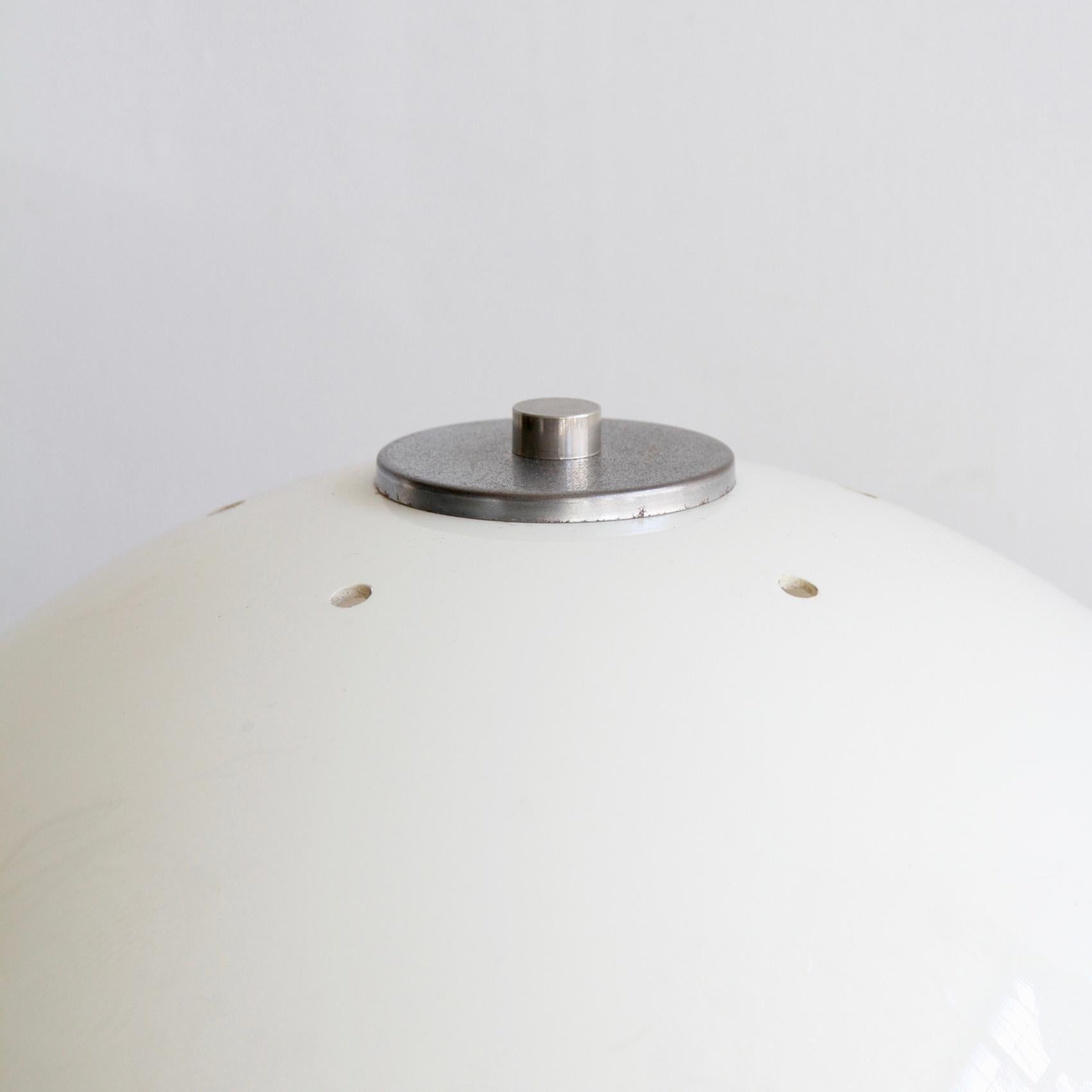 Italian 1970s mushroom table lamp by Prova. With cream Perspex shade, spun aluminium base and chrome stand.