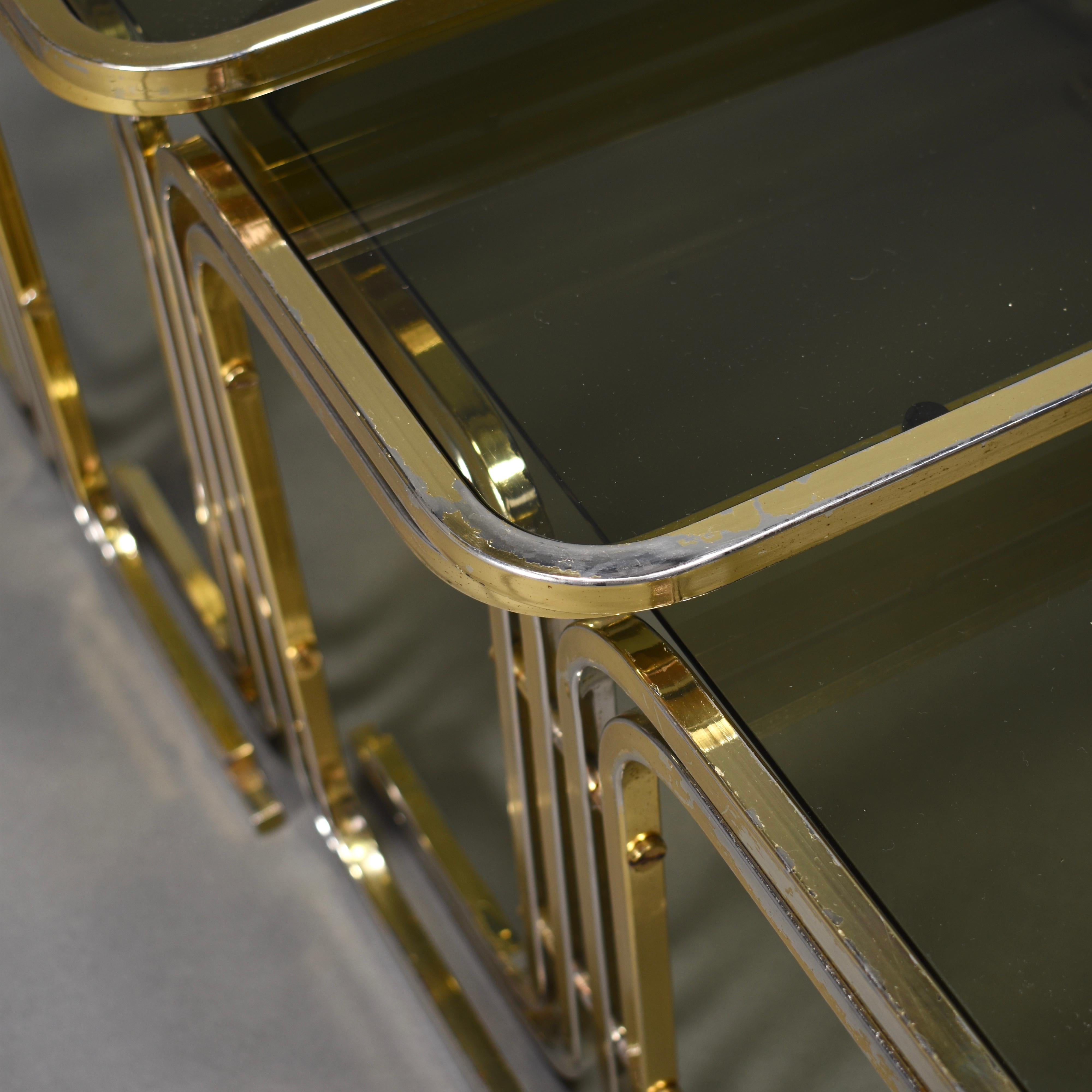 Italian 1970s Nesting Tables Gold / Smoked Glass, Italy, circa 1970 For Sale 7