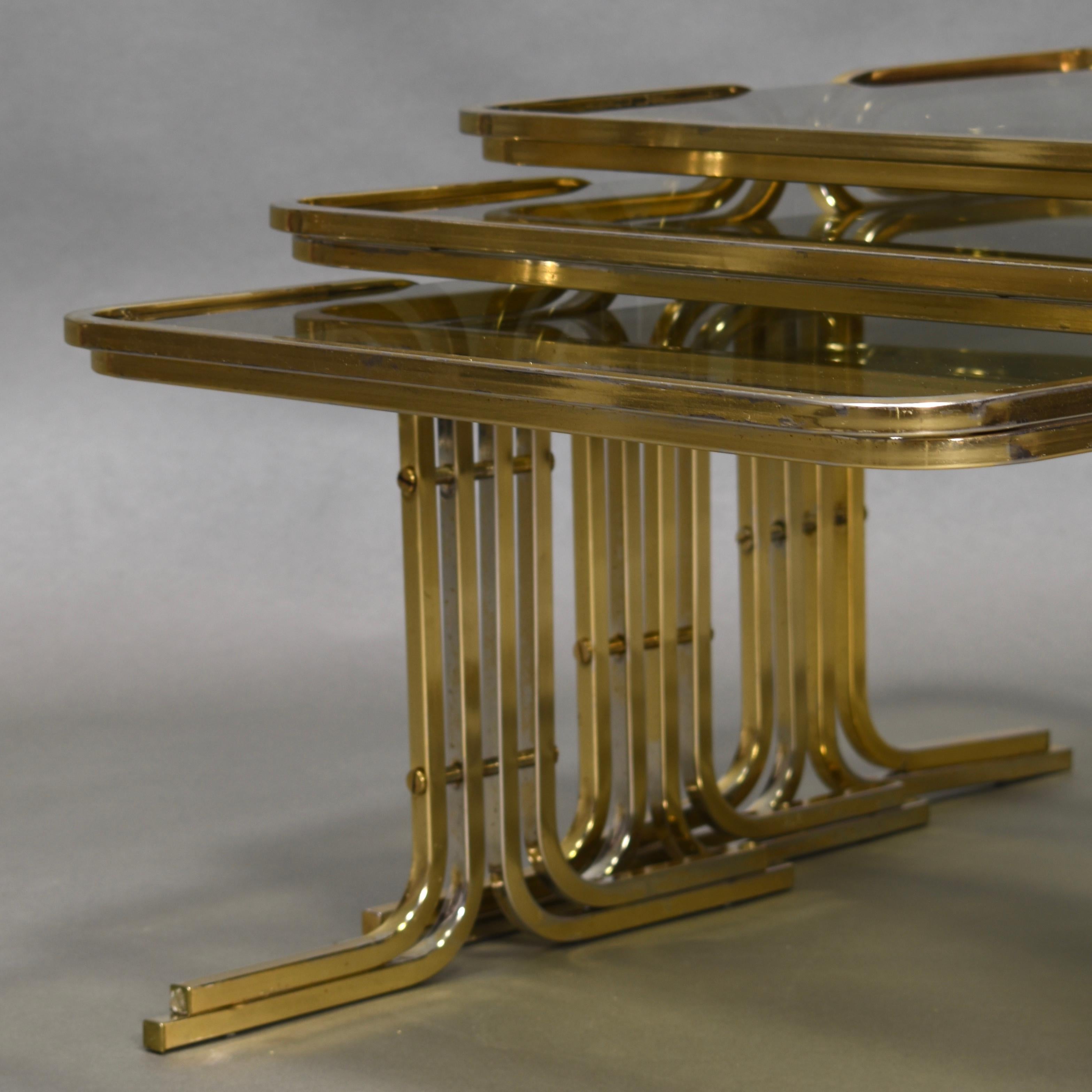 Italian 1970s Nesting Tables Gold / Smoked Glass, Italy, circa 1970 For Sale 13