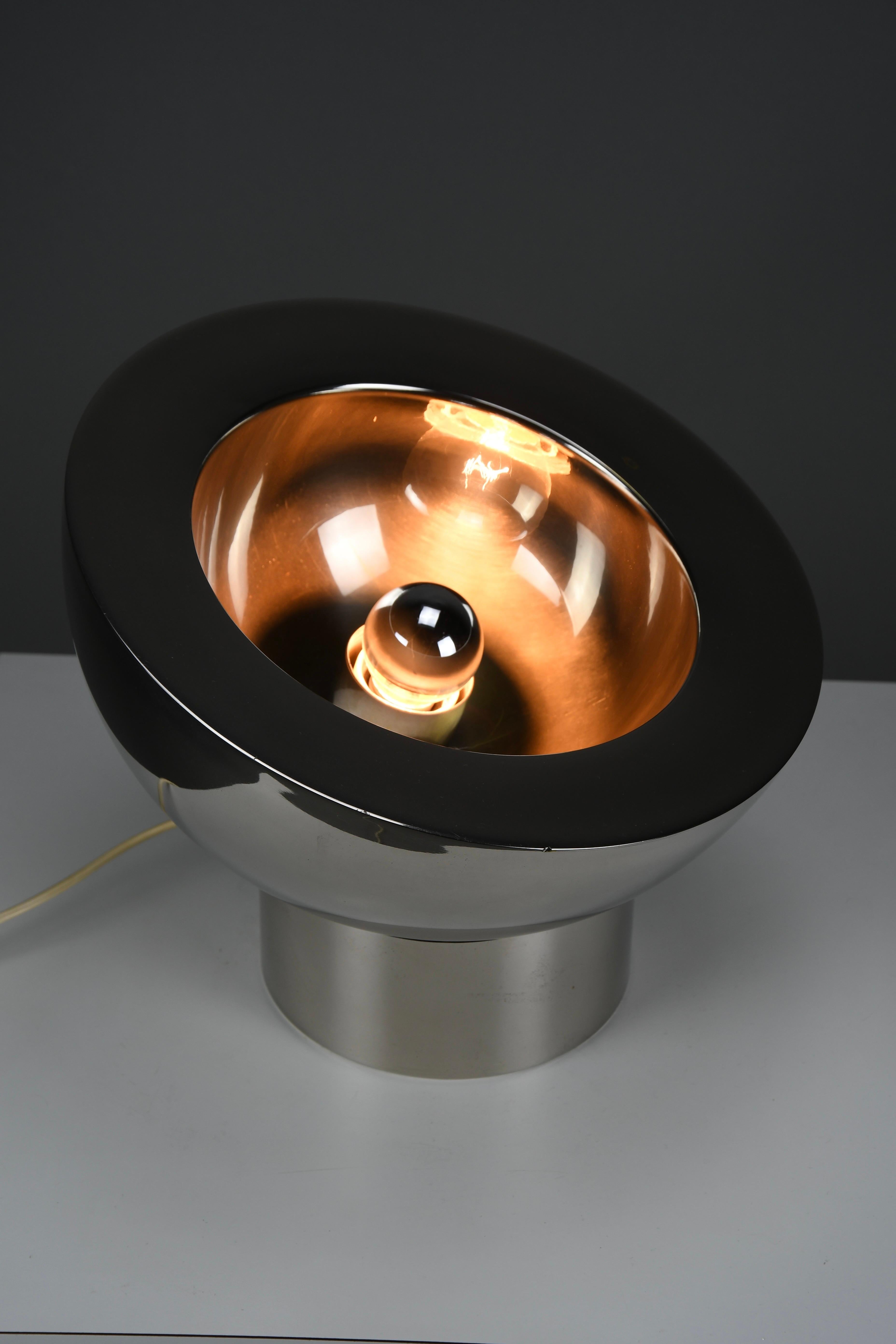 Italienische verstellbare Tischlampe aus vernickeltem Messing, 1970er Jahre, im Stil von Reggian im Angebot 6