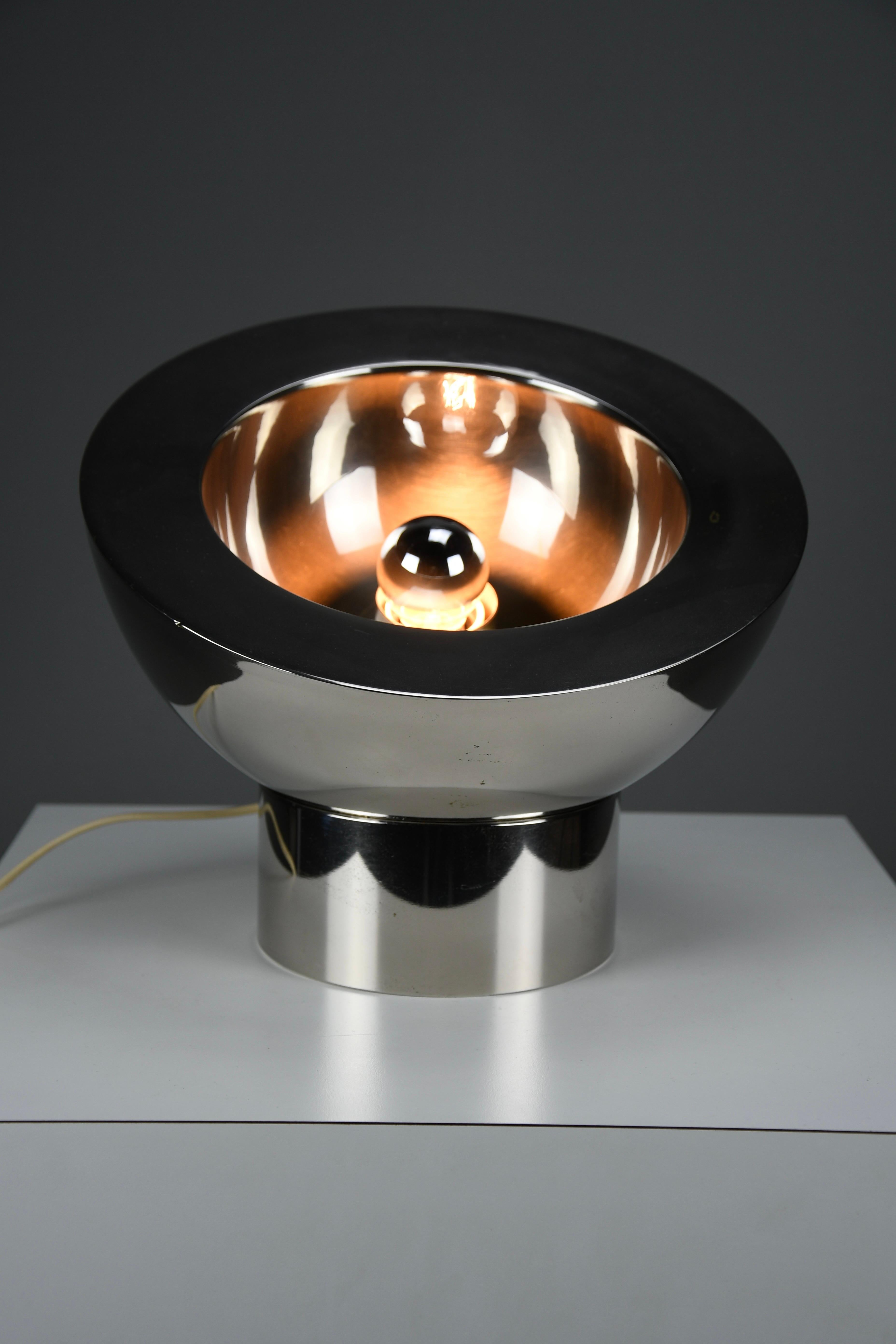 Italienische verstellbare Tischlampe aus vernickeltem Messing, 1970er Jahre, im Stil von Reggian im Angebot 7