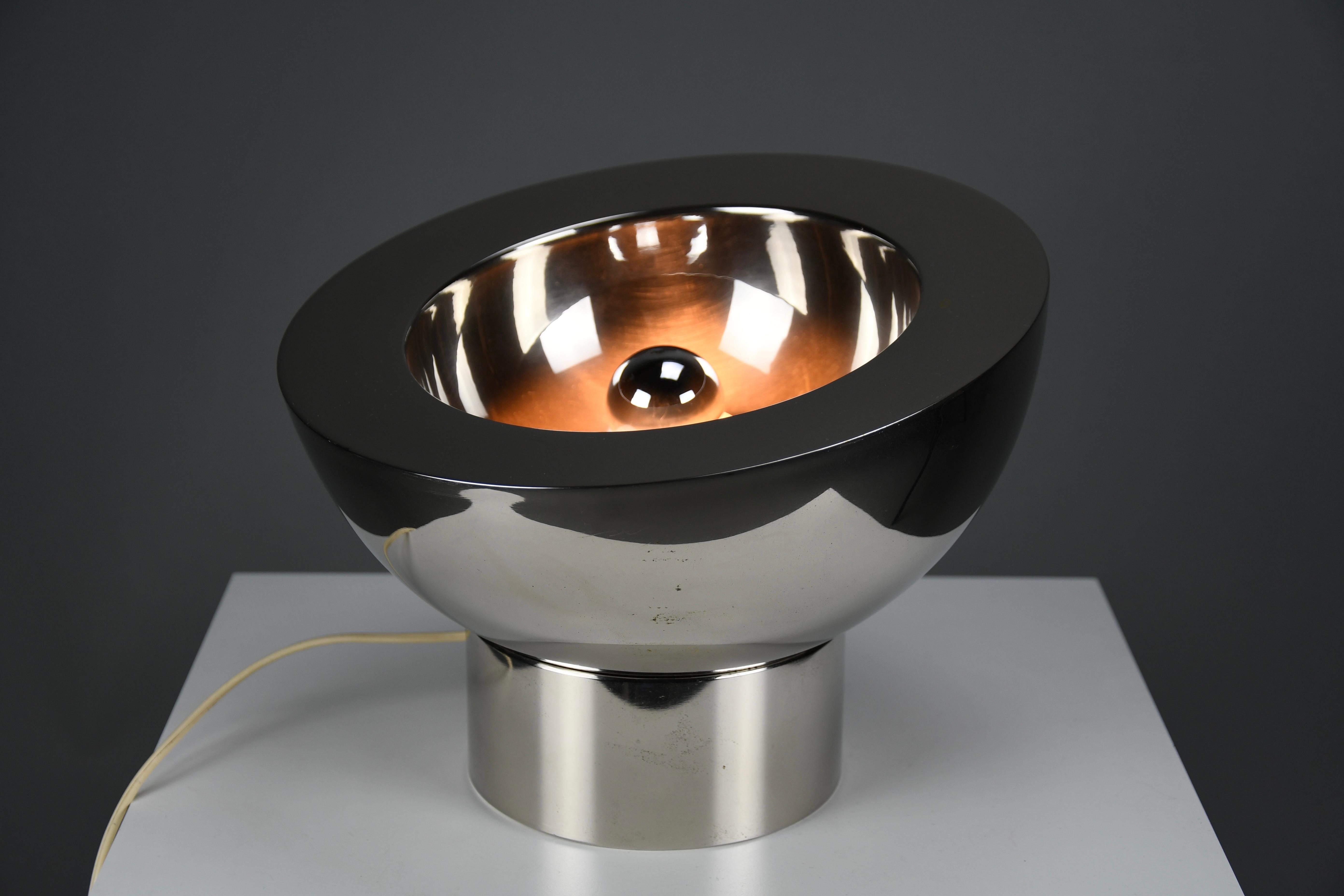 Italienische verstellbare Tischlampe aus vernickeltem Messing, 1970er Jahre, im Stil von Reggian im Angebot 8