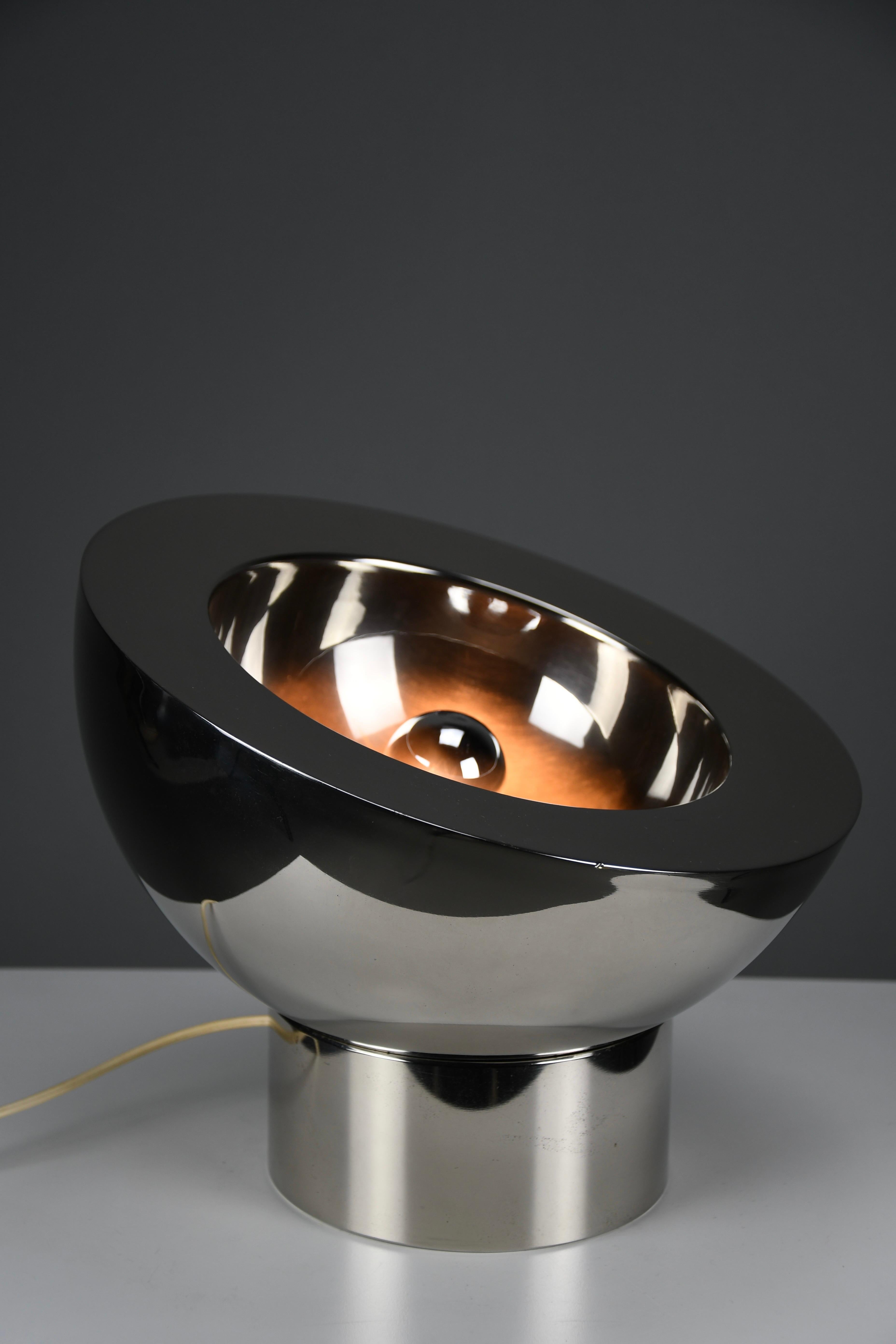 Italienische verstellbare Tischlampe aus vernickeltem Messing, 1970er Jahre, im Stil von Reggian im Angebot 4