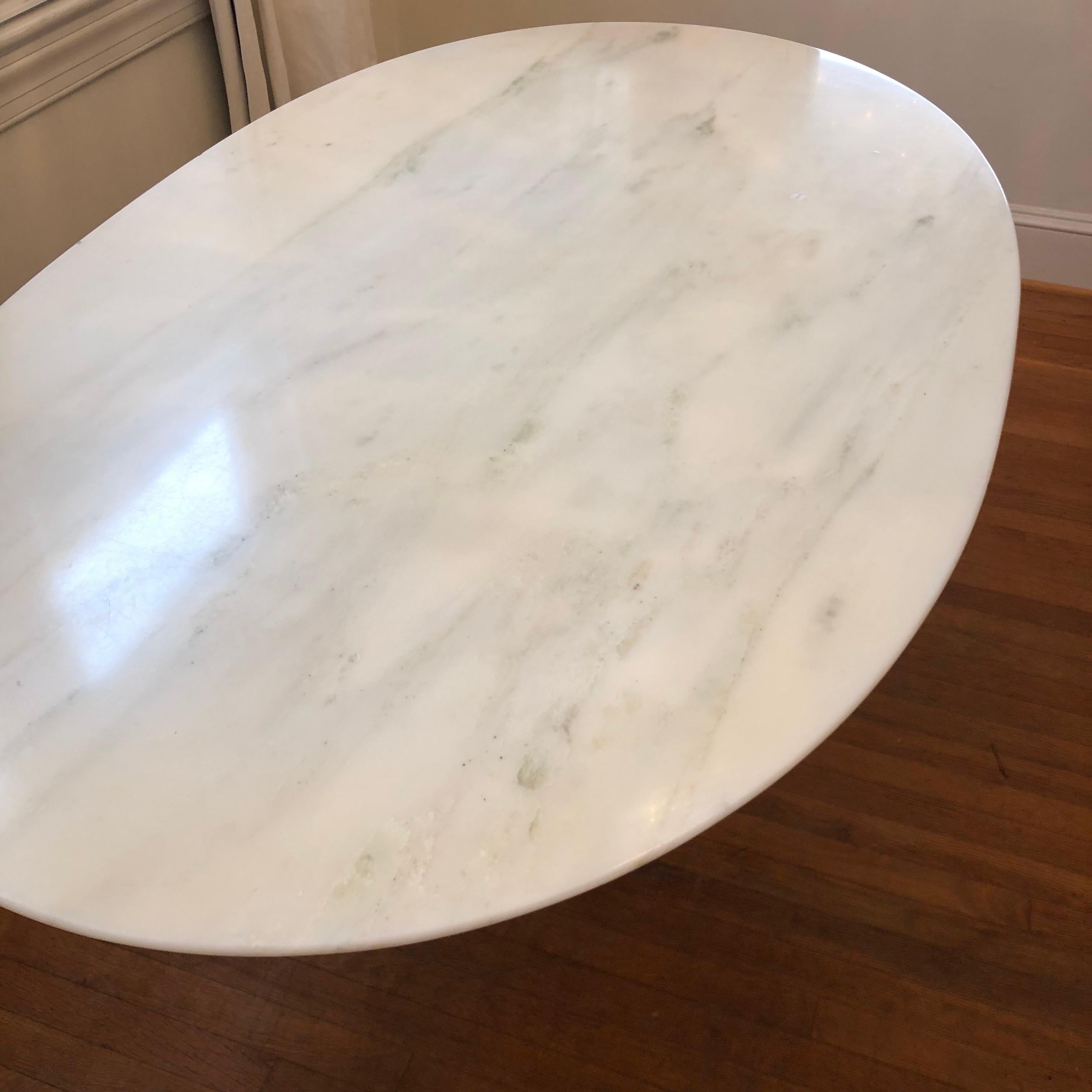 20th Century Italian 1970's Oval Mid-Century Modern Marble Pedestal Dining Table/Desk
