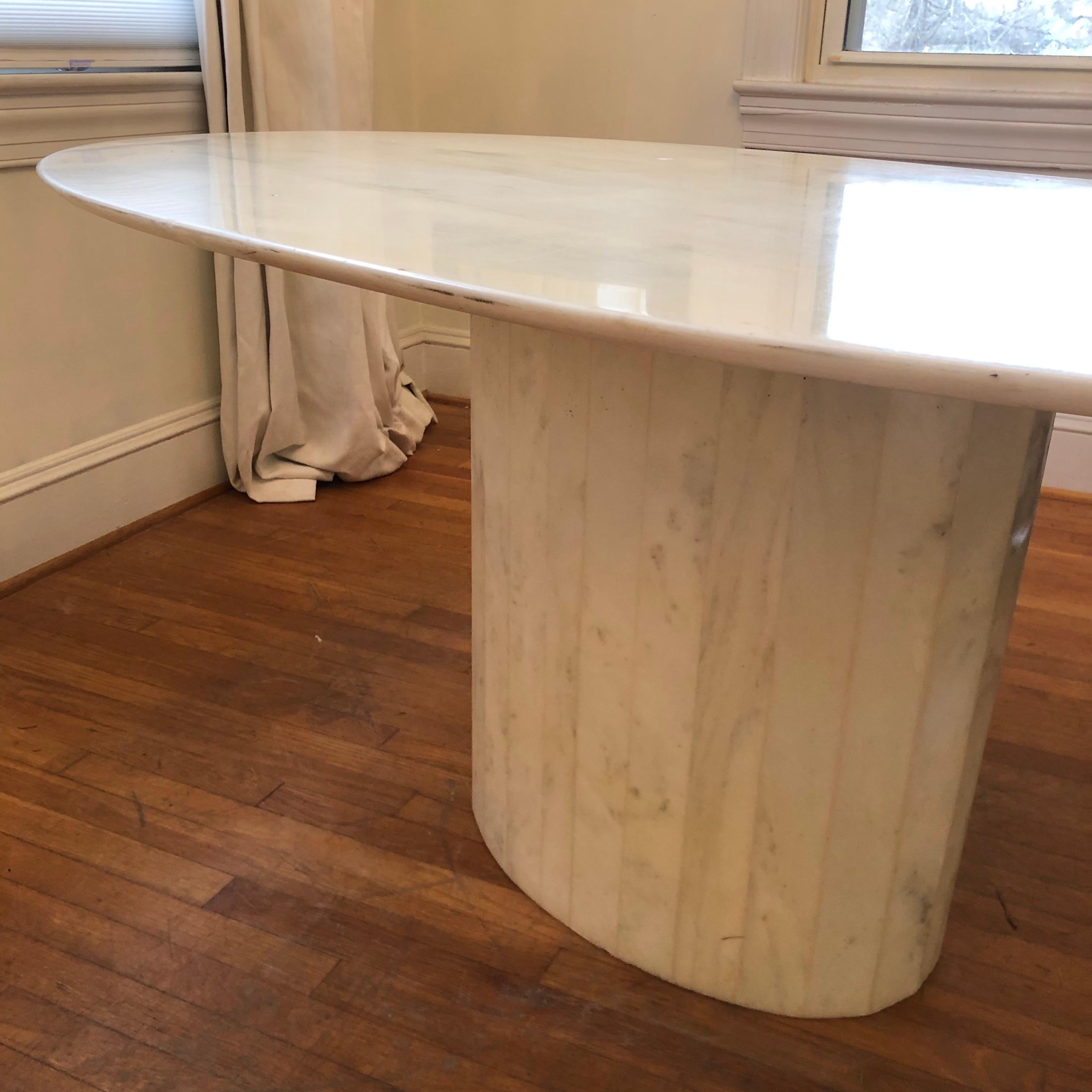 Italian 1970's Oval Mid-Century Modern Marble Pedestal Dining Table/Desk 2