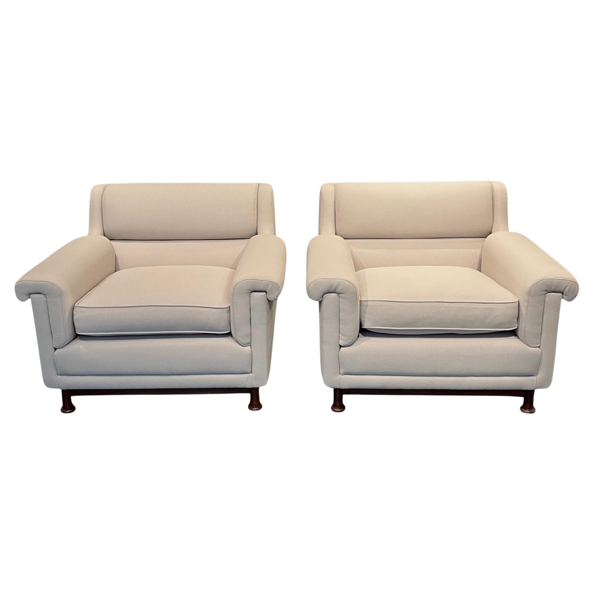 Italian 1970s Pair of Armchairs