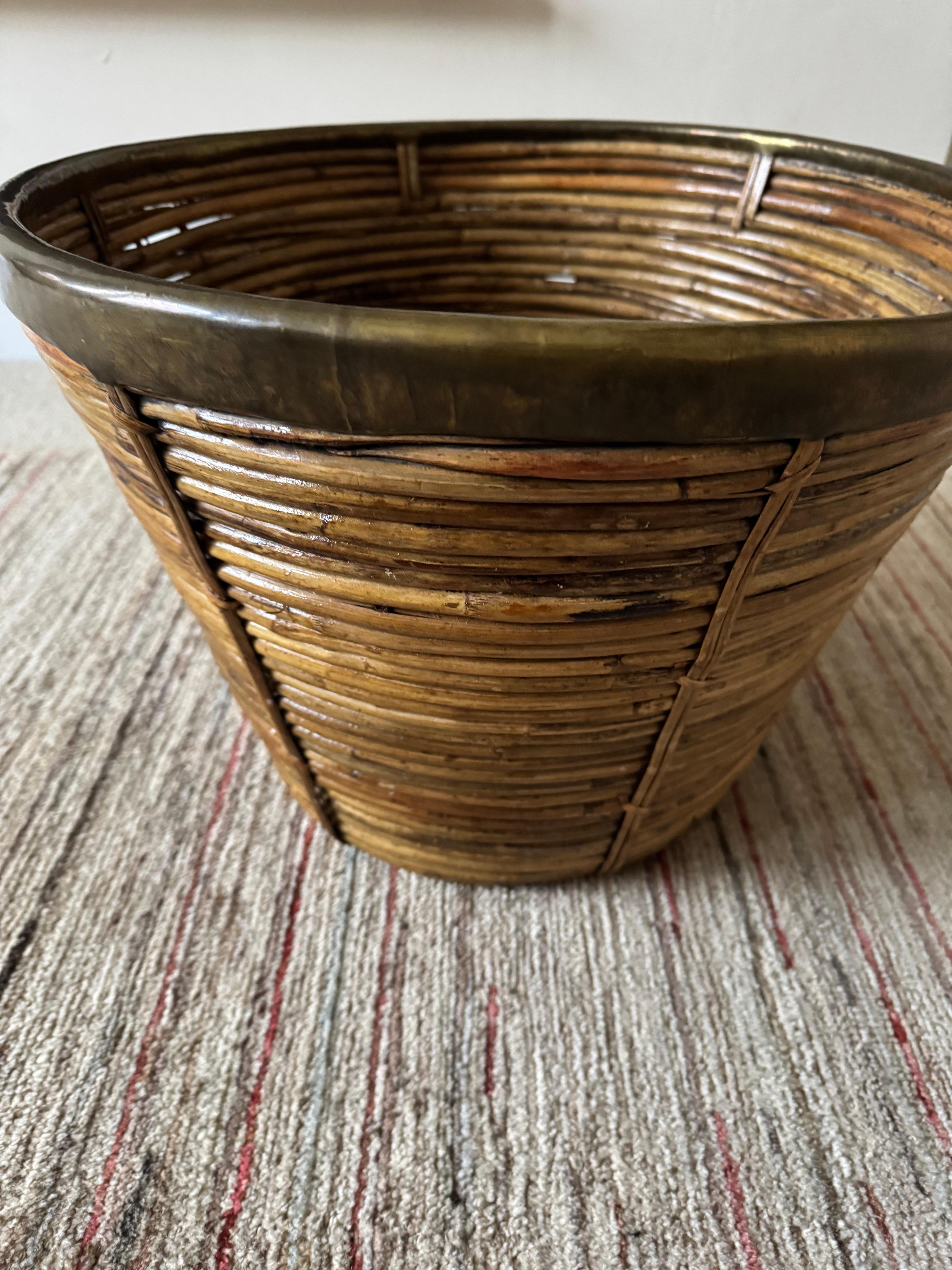 Italian 1970’s  pencil reed wicker bin basket planter In Good Condition In London, GB