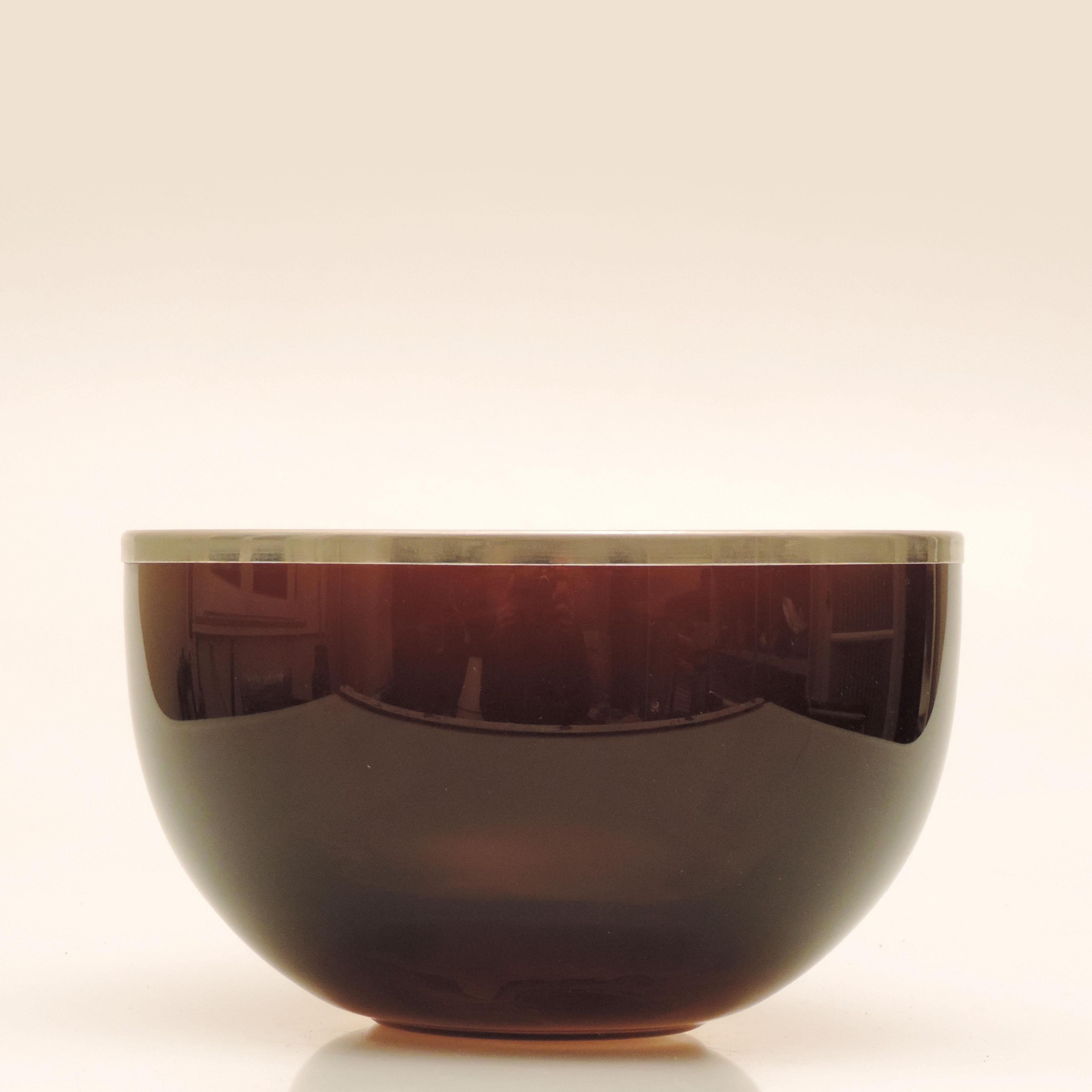 Italian 1970s serving bowl in brown Murano glass and nickel rim.
Attributed to Gabriella Crespi.