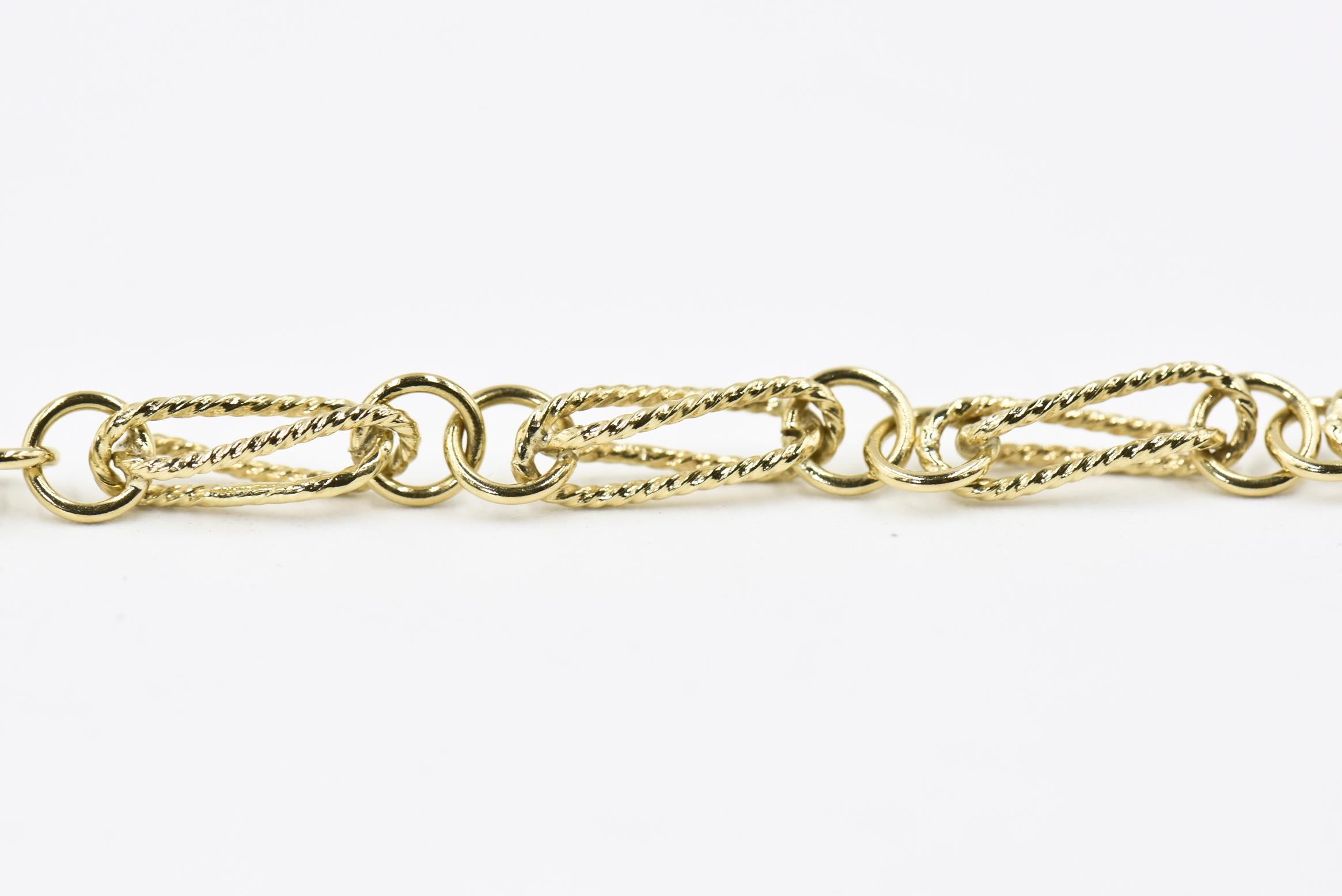Italian 1970s Stylized Yellow Gold Chain Necklace 1