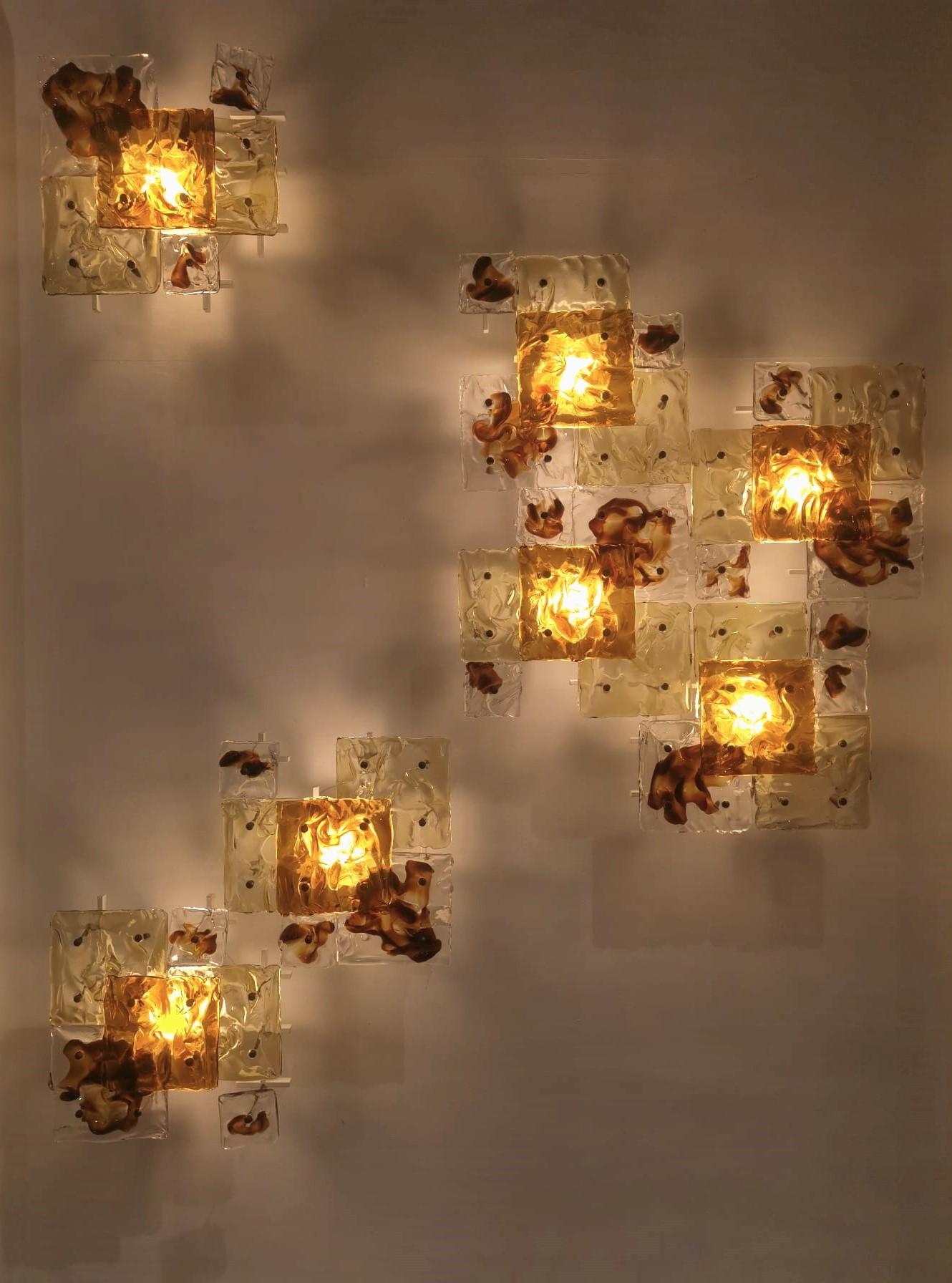Ceiling or wall lighting system made up of 8 Murano glass elements, 