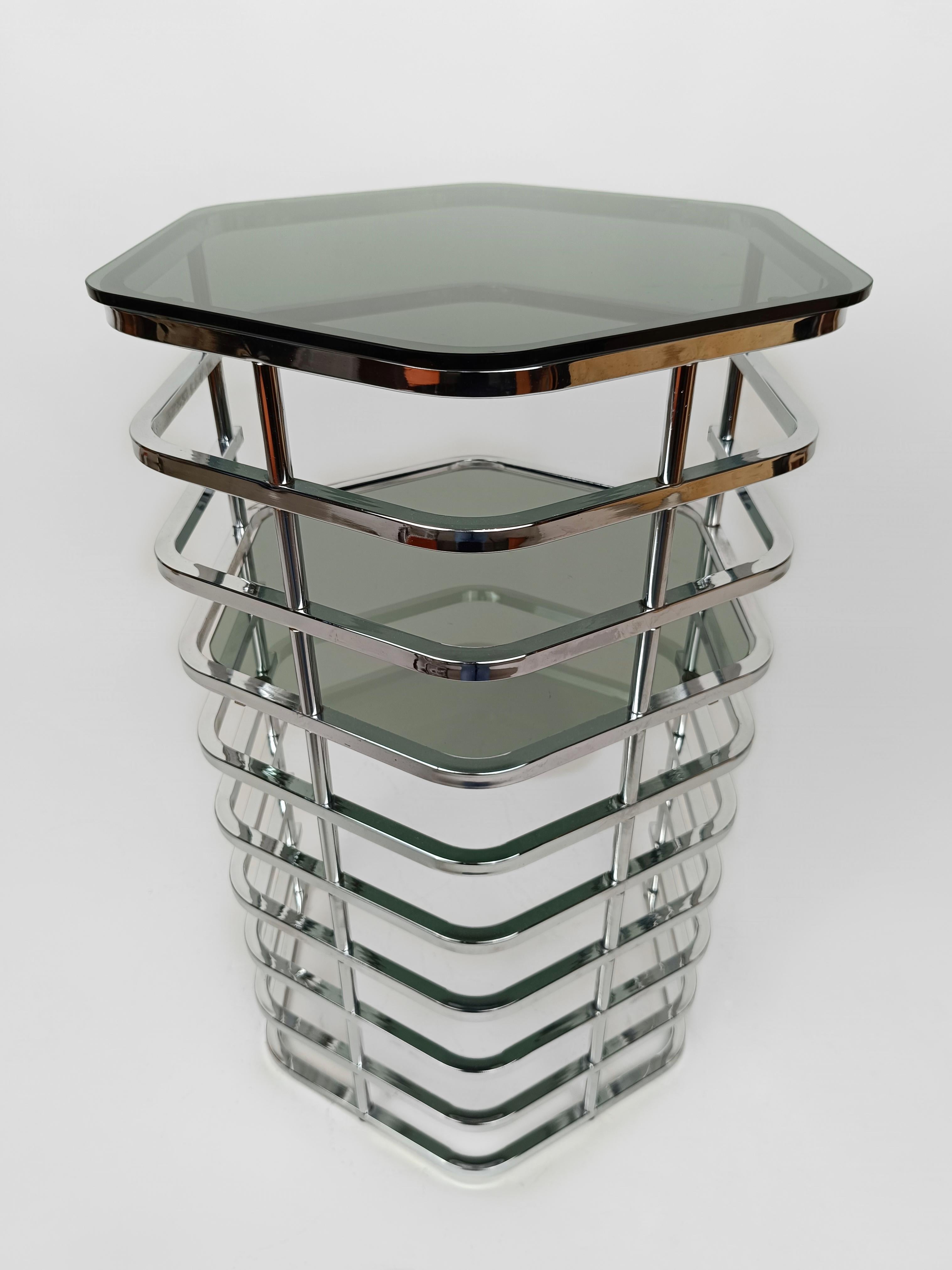 Italian 1970s Vanity Table & Seat made in chrome and smoked glass For Sale 9