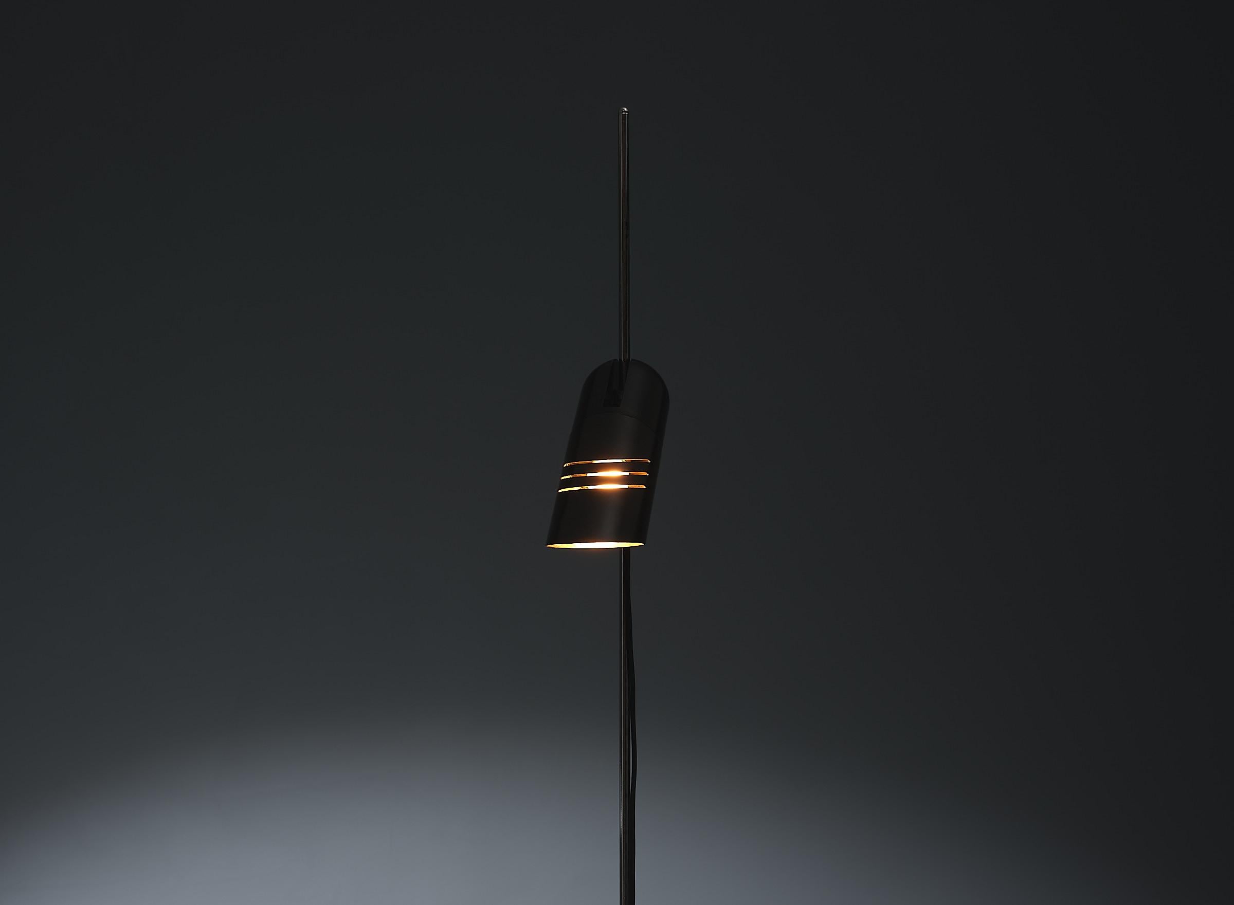 Late 20th Century Italian 1970s Vintage Floor Lamp with Adjustable  Diffuser