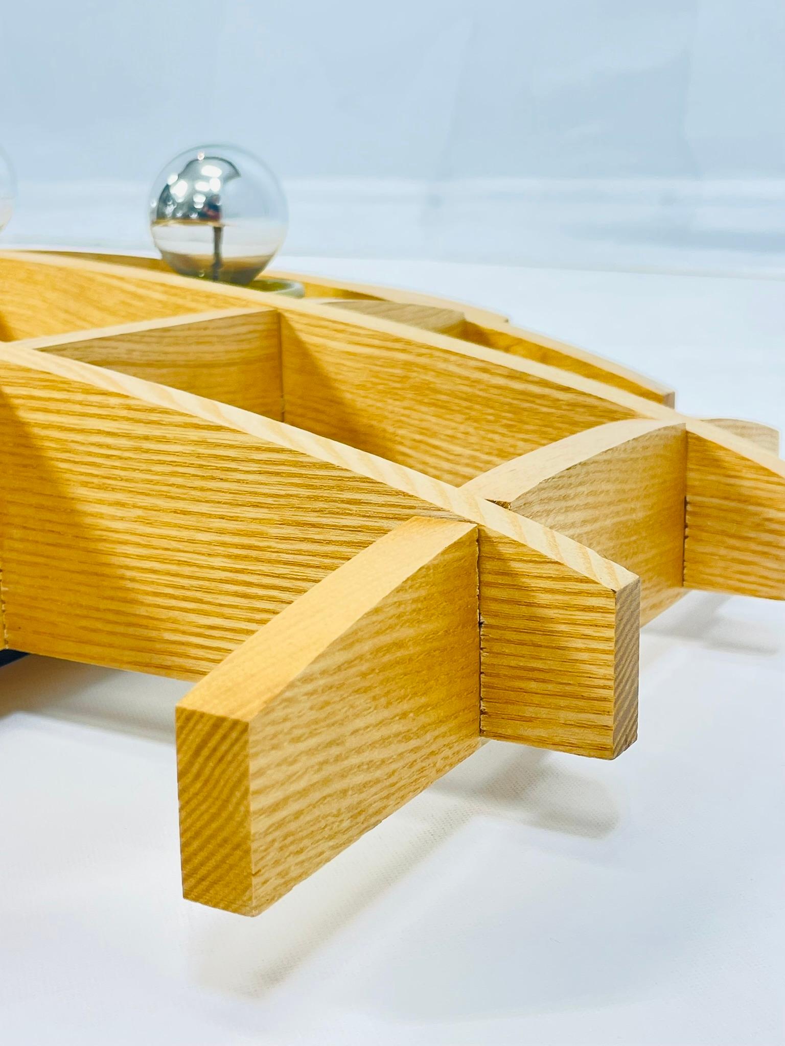 Lampada da soffitto/parete a reticolo in legno italiana degli anni '70, attrib. Angelo Brotto per Esperia in vendita 4