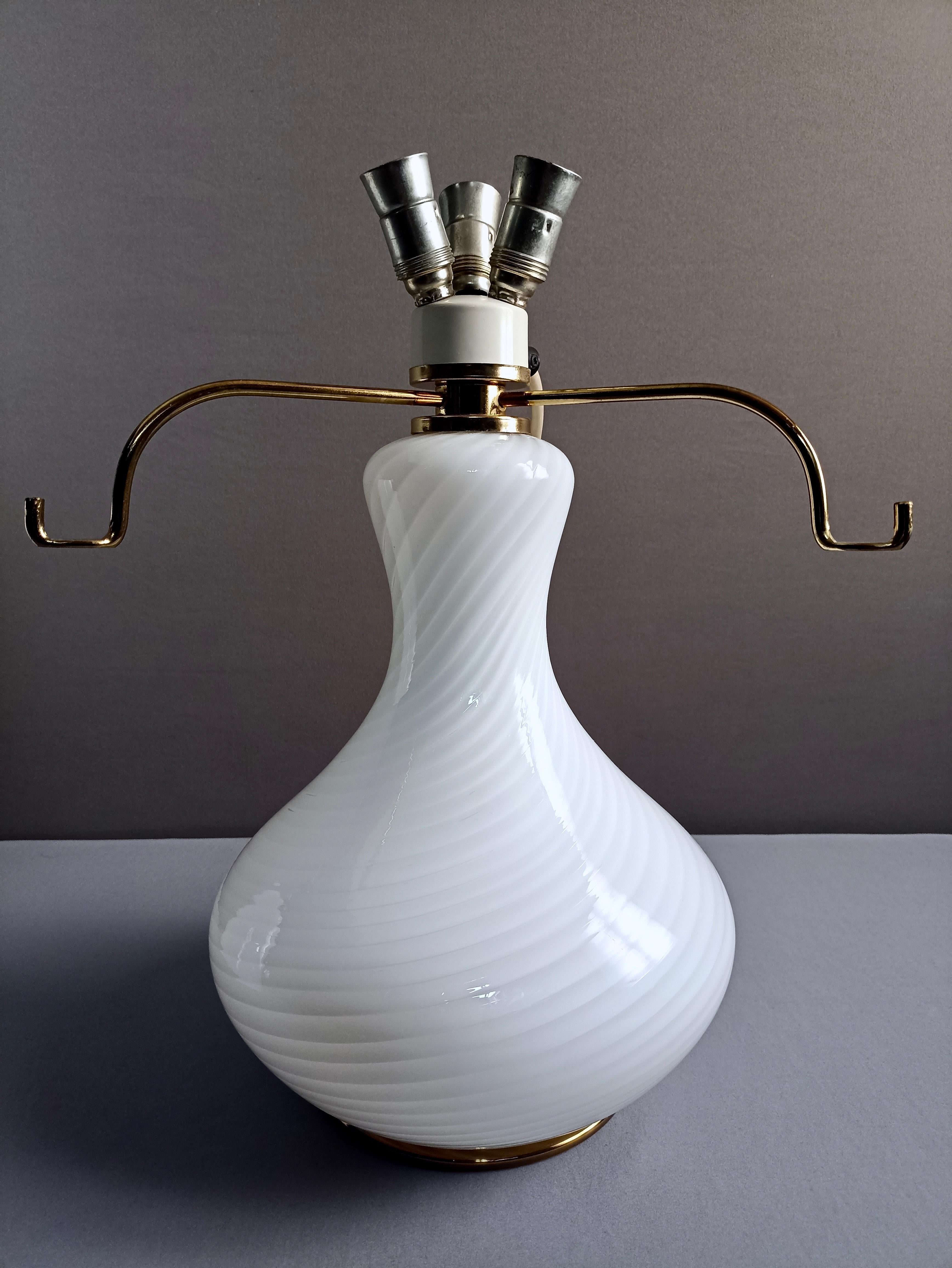 Murano 1970s Mushroom Swirled Art Glass XL Size Four-Light Table Lamp For Sale 3