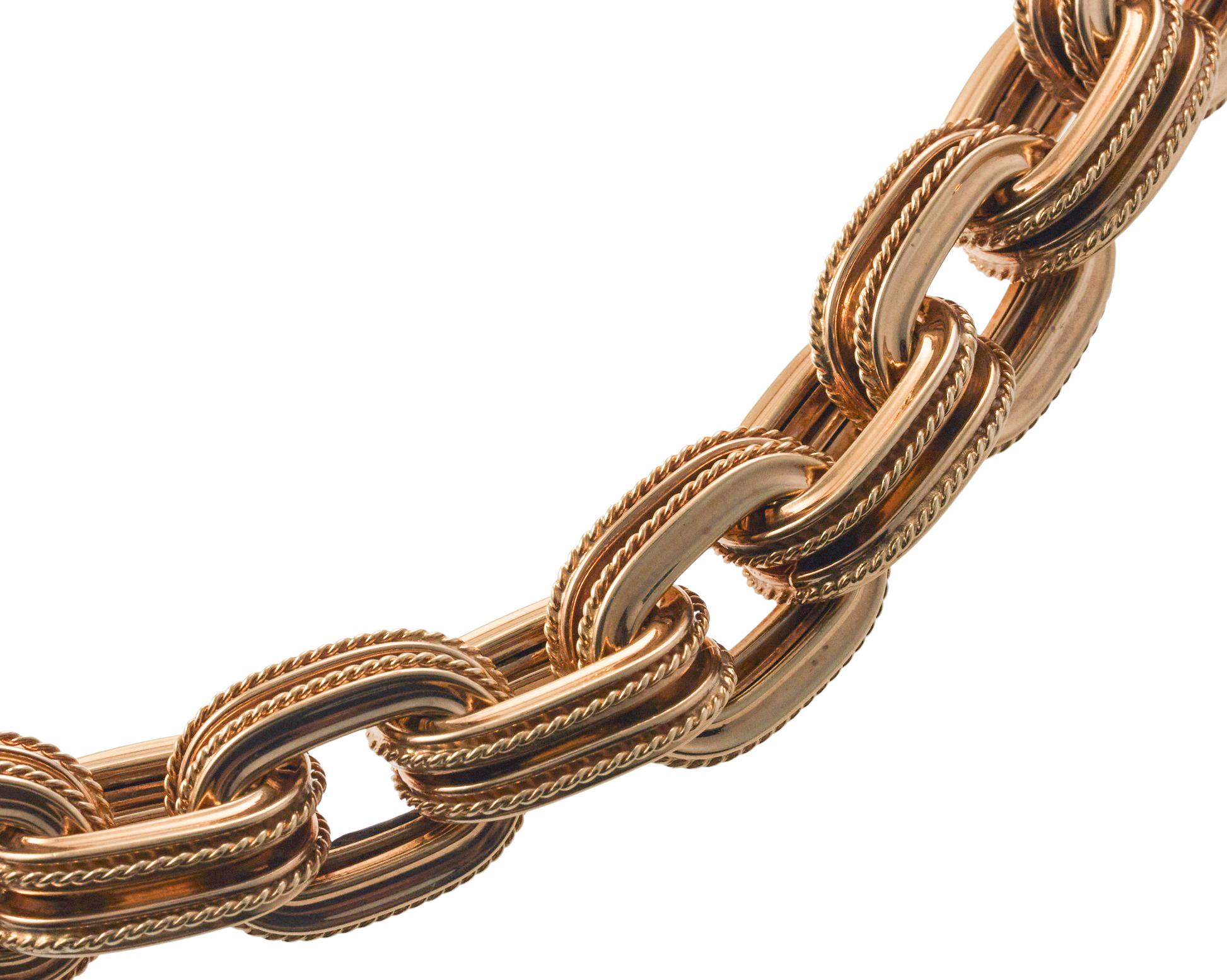 Women's or Men's Italian 1980s Chunky Link Gold Chain Necklace For Sale