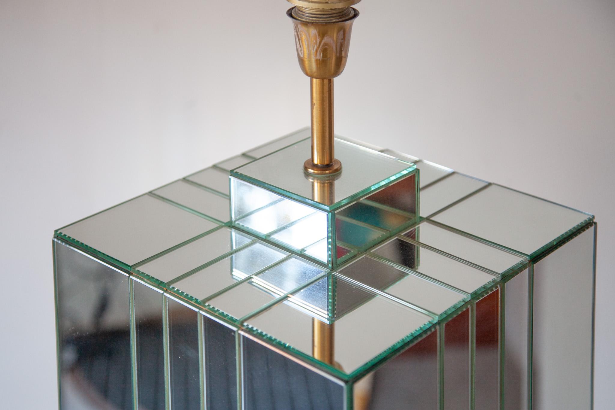 Late 20th Century Italian 1980S Design Mirrored Floor Lamp. For Sale