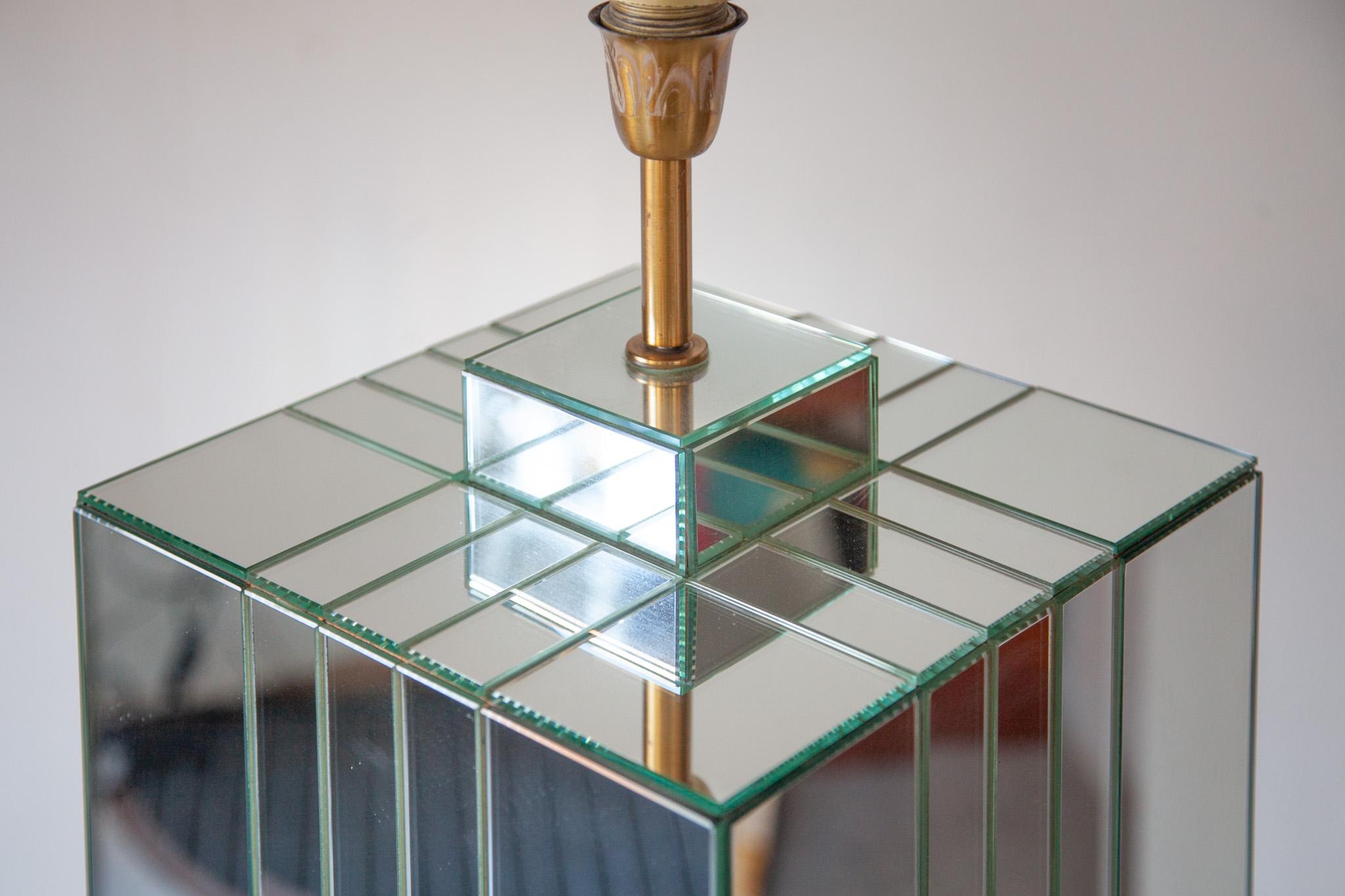 Italian 1980S Design Mirrored Floor Lamp. For Sale 1