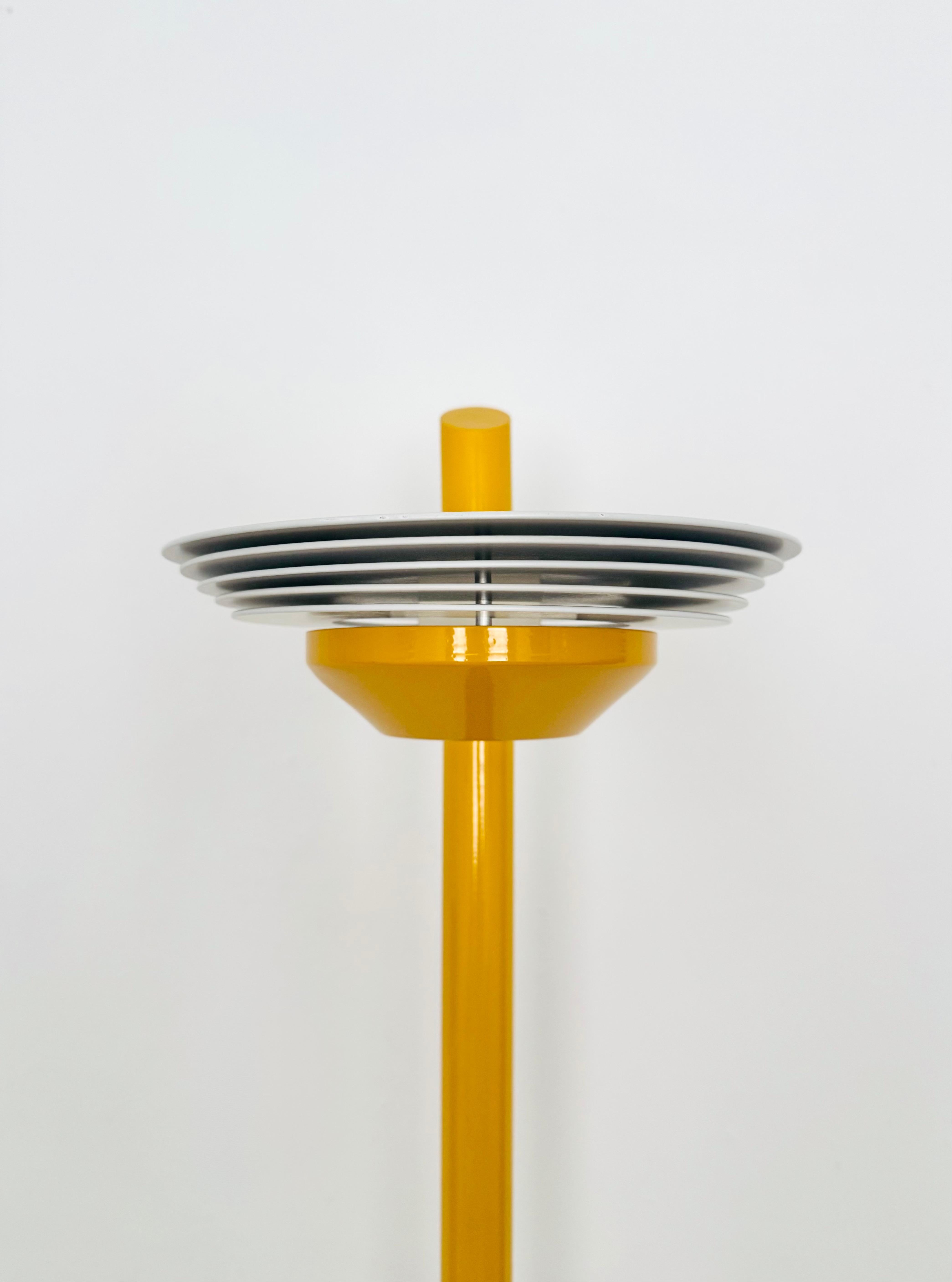 Métal Plafonnier italien des années 1980 de style Memphis Lampadaire en vente