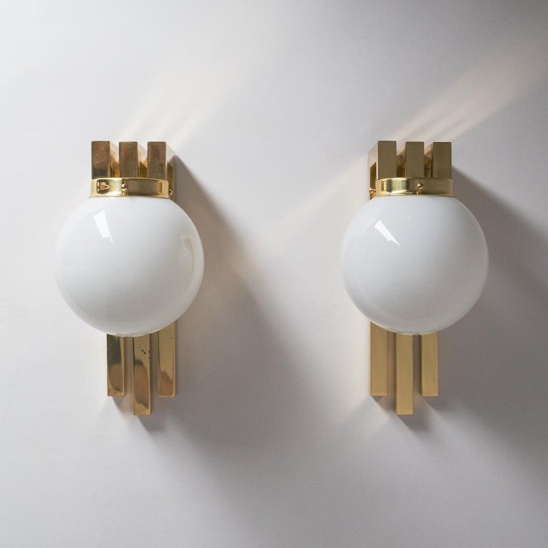 Italian 1980s Wall Lights, Brass and Opaline Glass In Good Condition In Vienna, AT