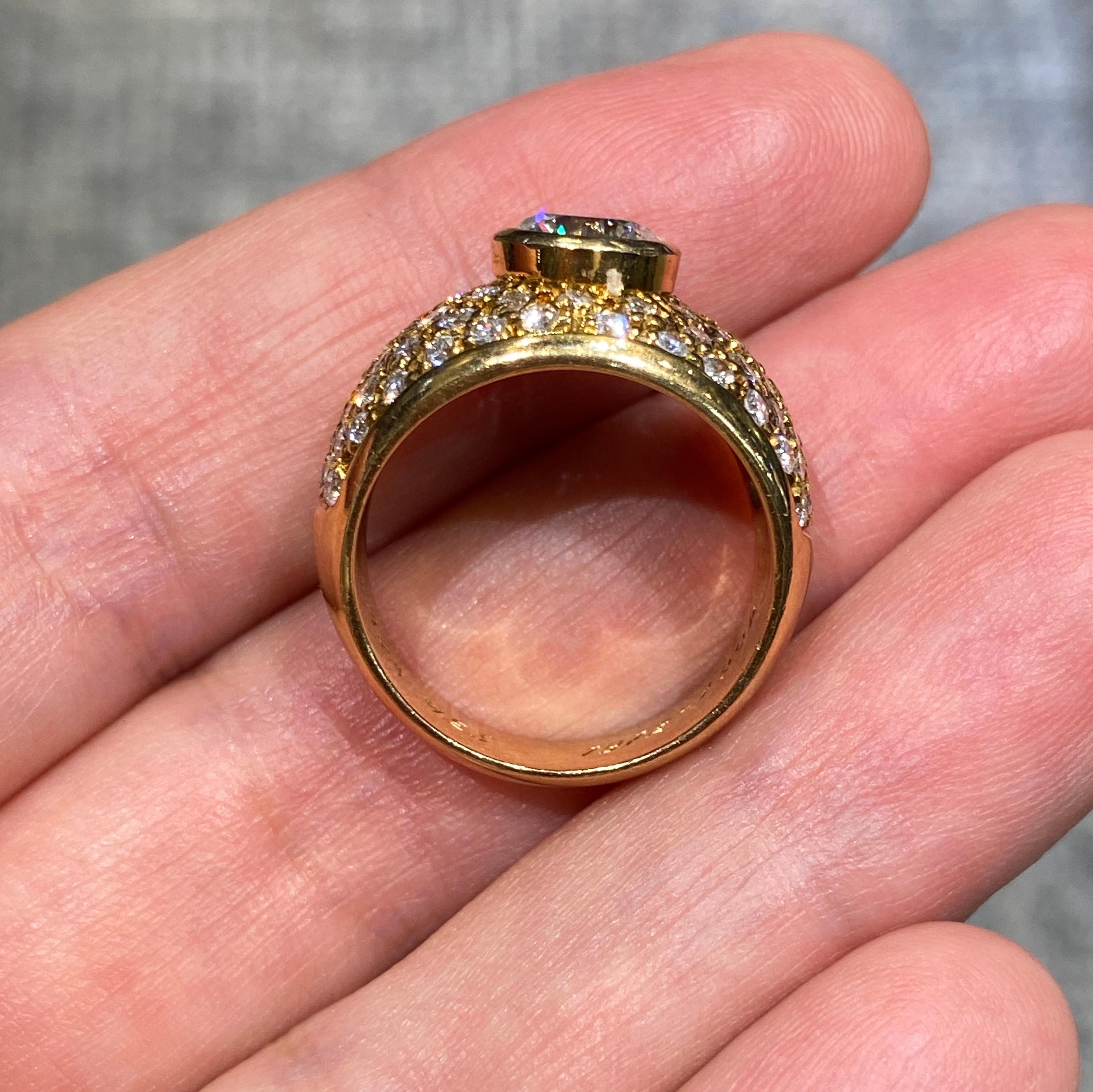 Round Cut Italian 1990s 18 carat gold and diamond dome cocktail ring For Sale