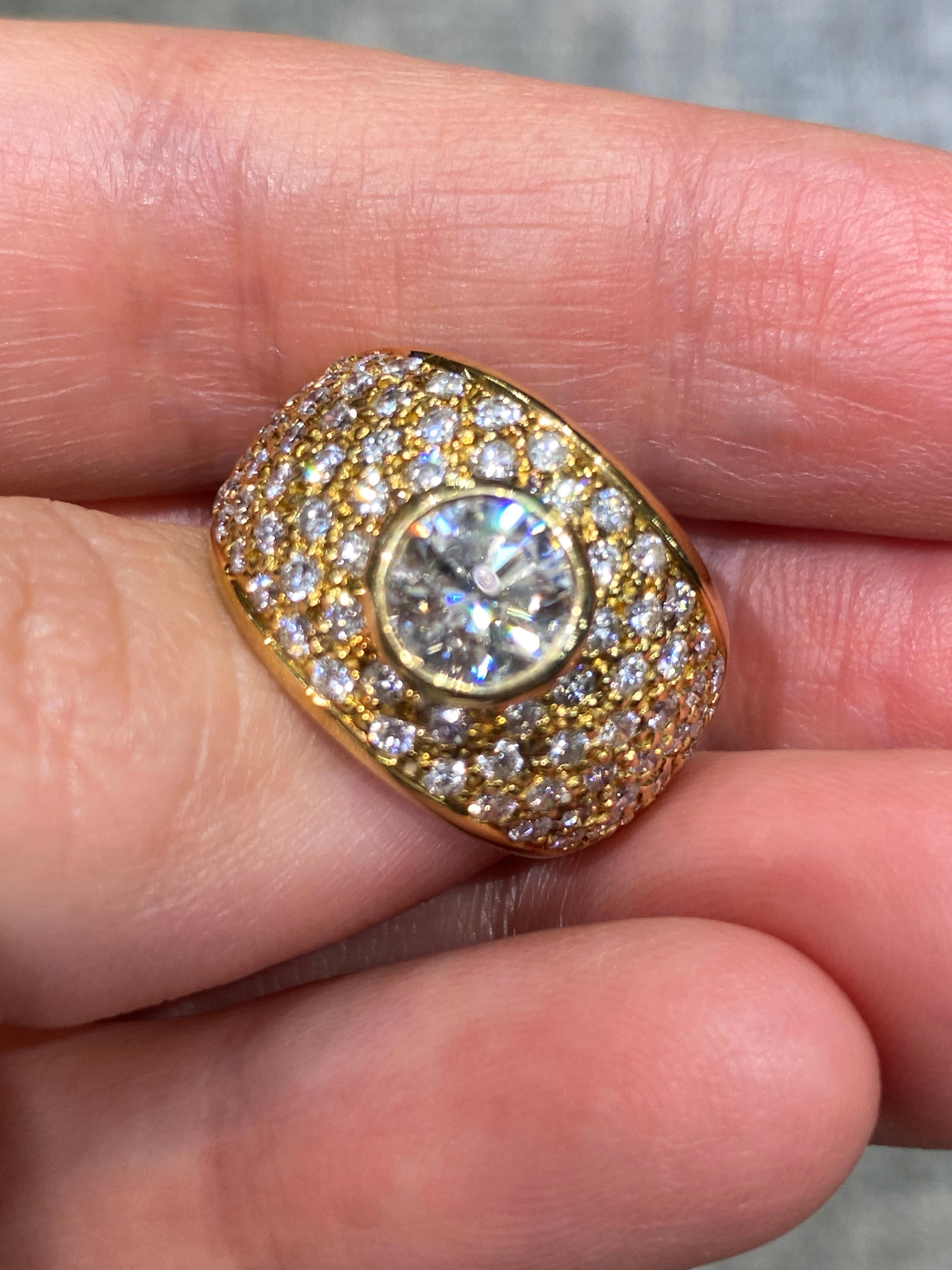 Italian 1990s 18 carat gold and diamond dome cocktail ring In Excellent Condition For Sale In London, GB