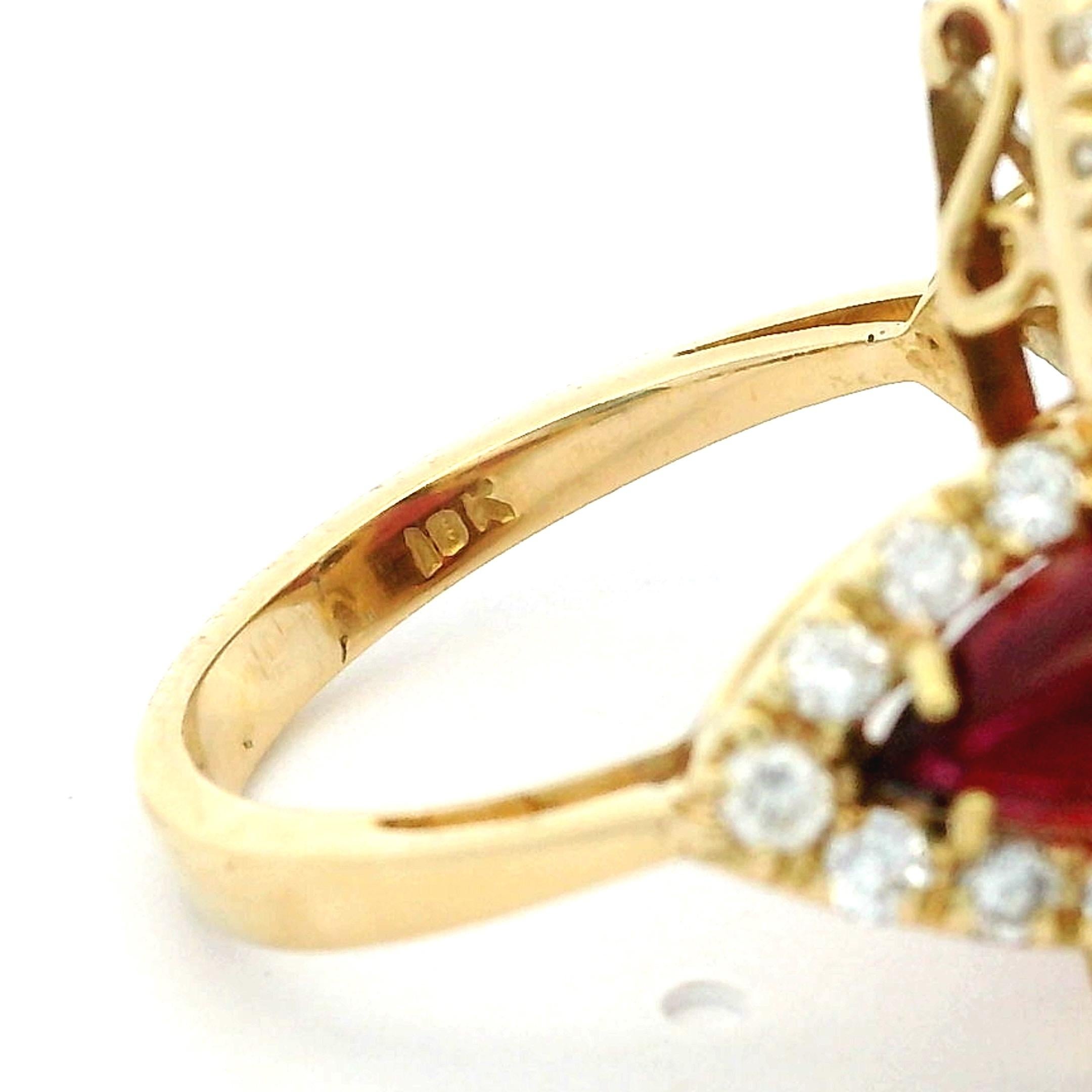 Italian 1990s 18K Gold Tourmaline Cabochon and Diamond Ring For Sale 3