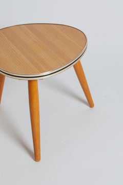 Table éléphant italienne en bouleau des années 1990 avec détails en métal