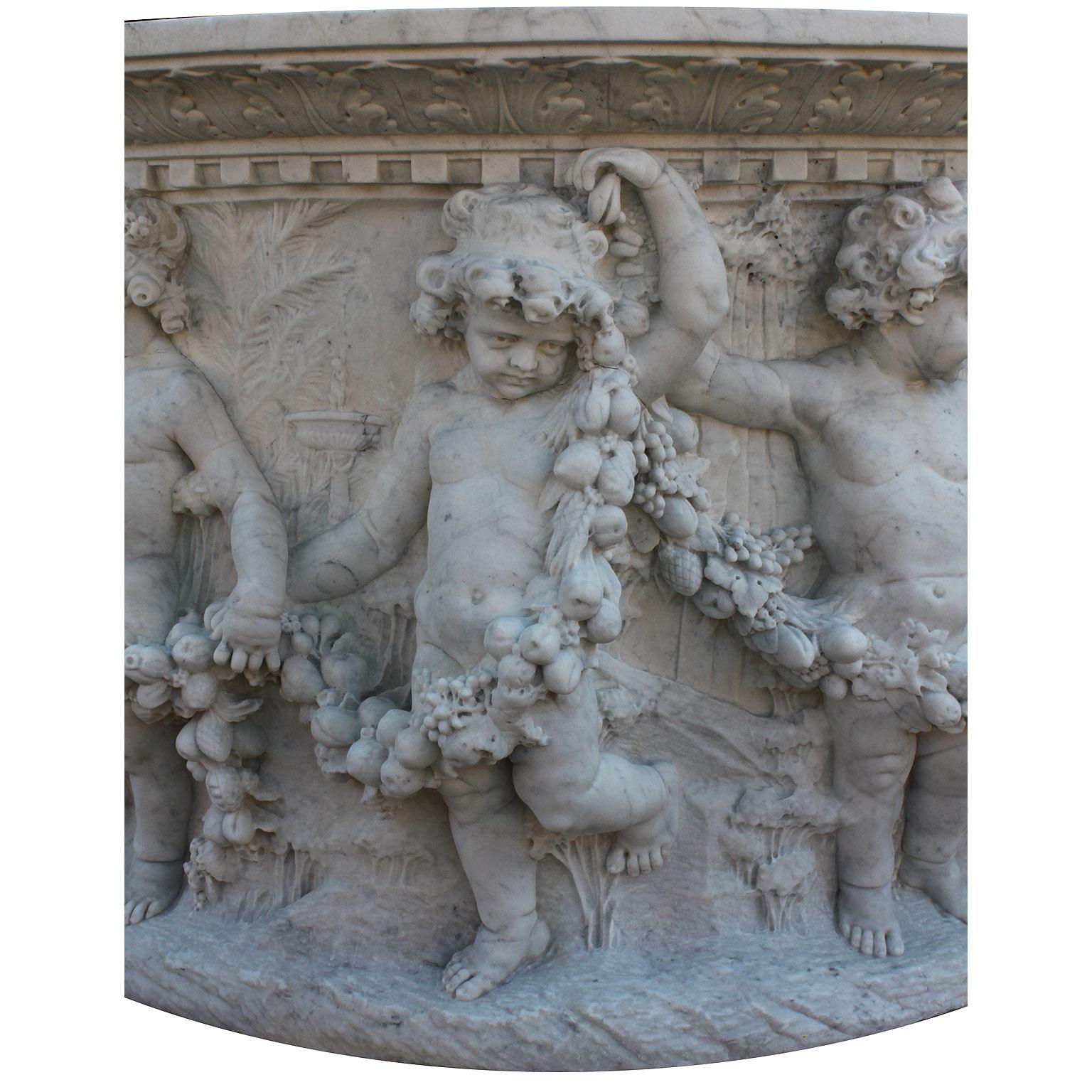 Italian 19th-20th Century Whimsical White Marble Wishing Wellhead with Children For Sale 6