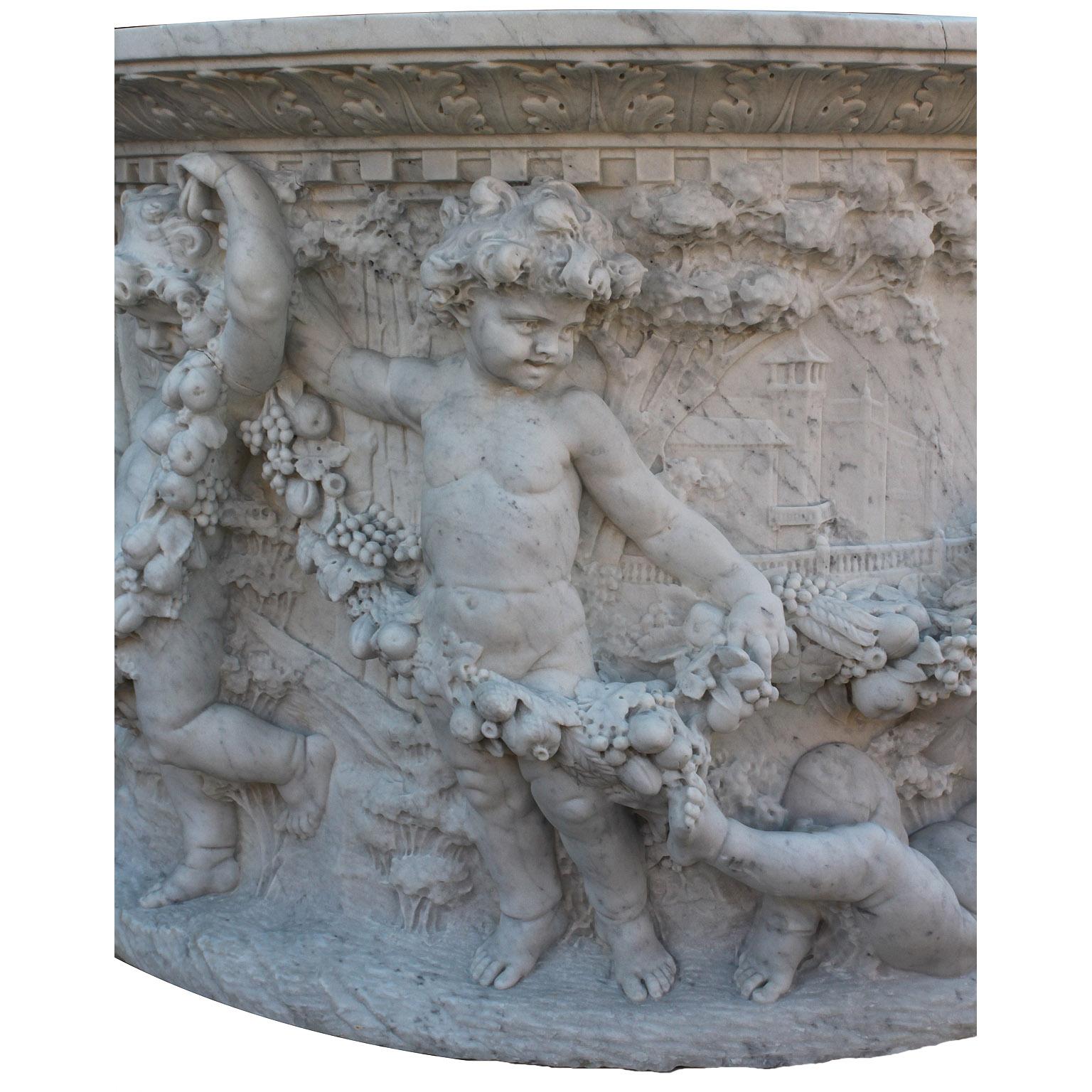 Italian 19th-20th Century Whimsical White Marble Wishing Wellhead with Children For Sale 7